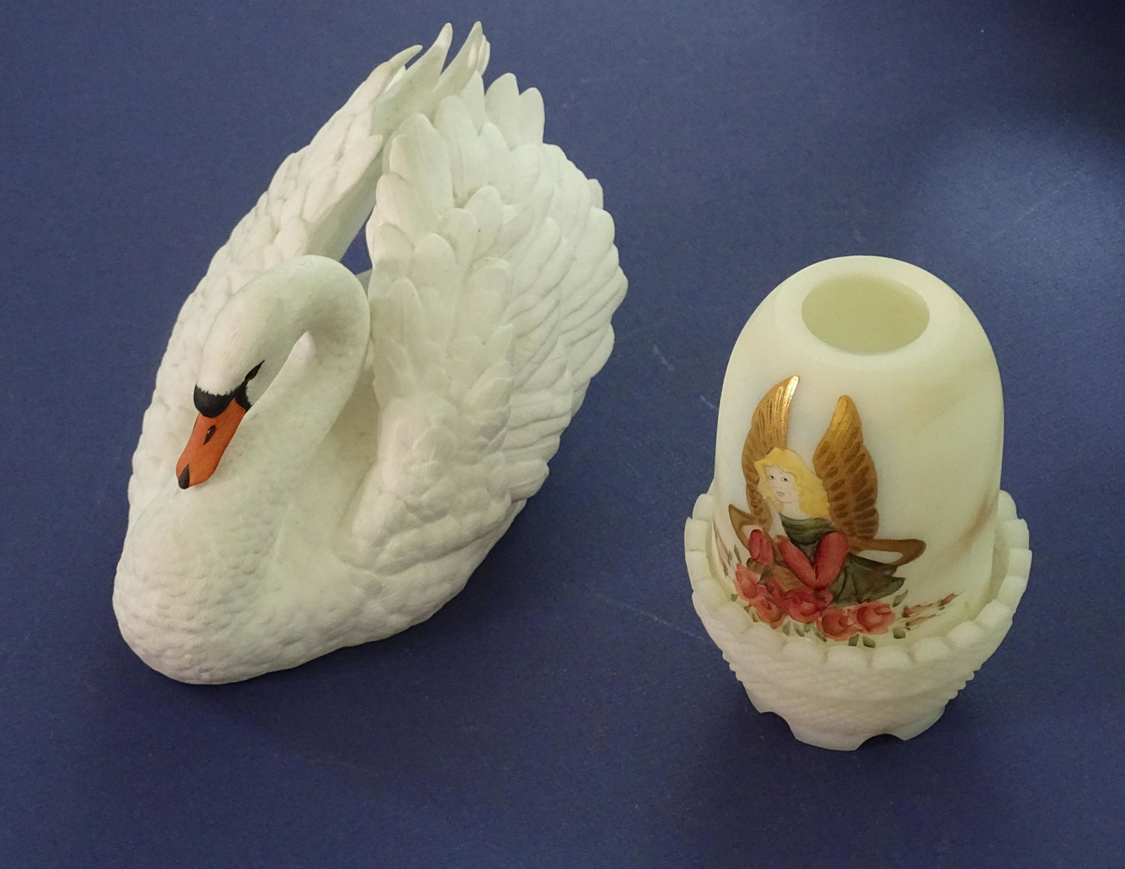 FENTON FAIRY LAMP AND LENOX SWAN: HAND PAINTED FENTON FAIRY LAMP DATE AND SIGNATURE. PORCELAIN SWAN BY LENOX UPDATED 2023 Terms for Purchasing and Shipping of Auction Items. Please read carefully before bidding. All payments for purch
