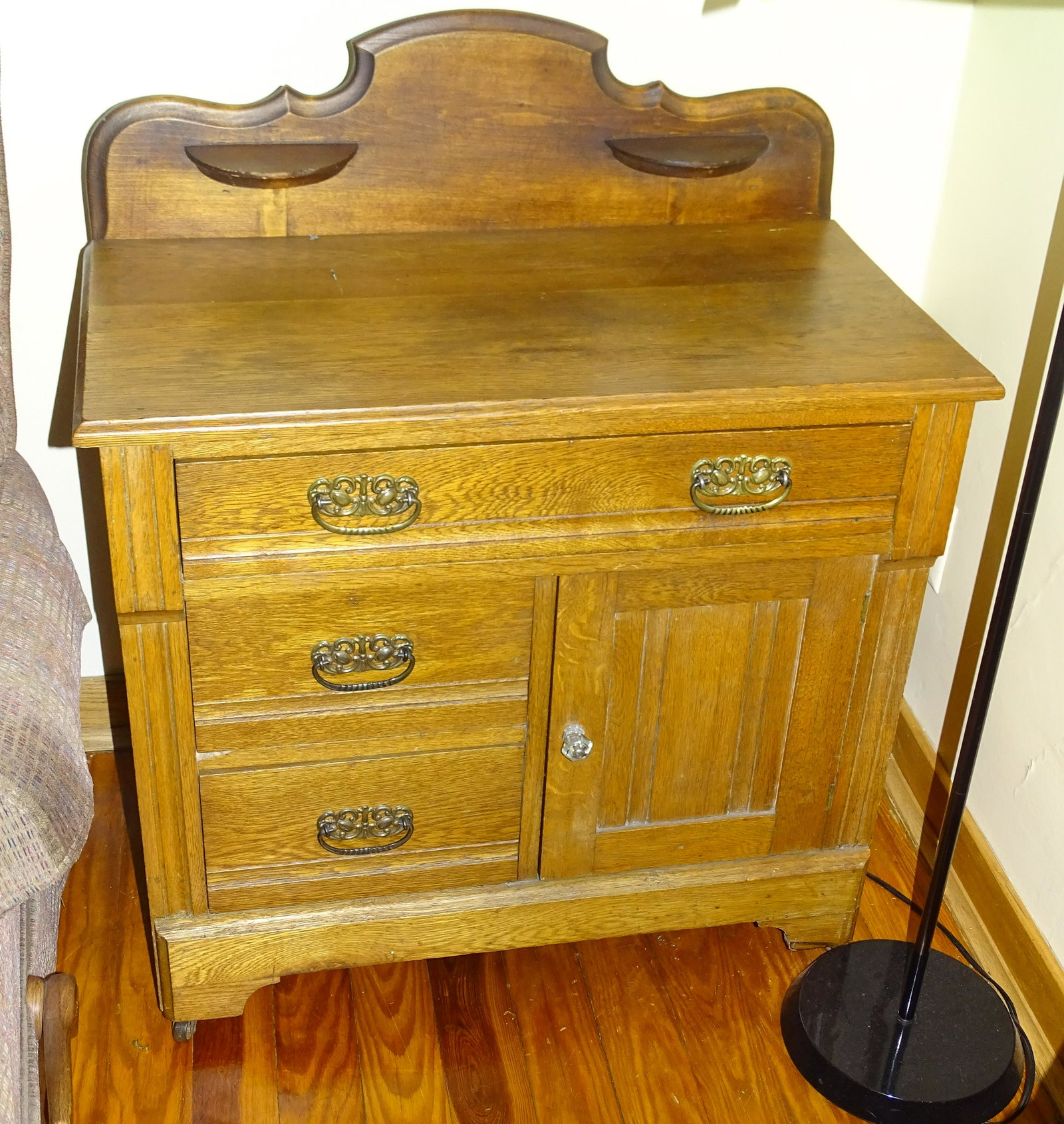 ANTIQUE OAK WASH STAND: THREE DRAWERS AND ONE DOOR REFINISHED 36 1/2" X 31"W UPDATED 2023 Terms for Purchasing and Shipping of Auction Items. Please read carefully before bidding. All payments for purchases will be made thro