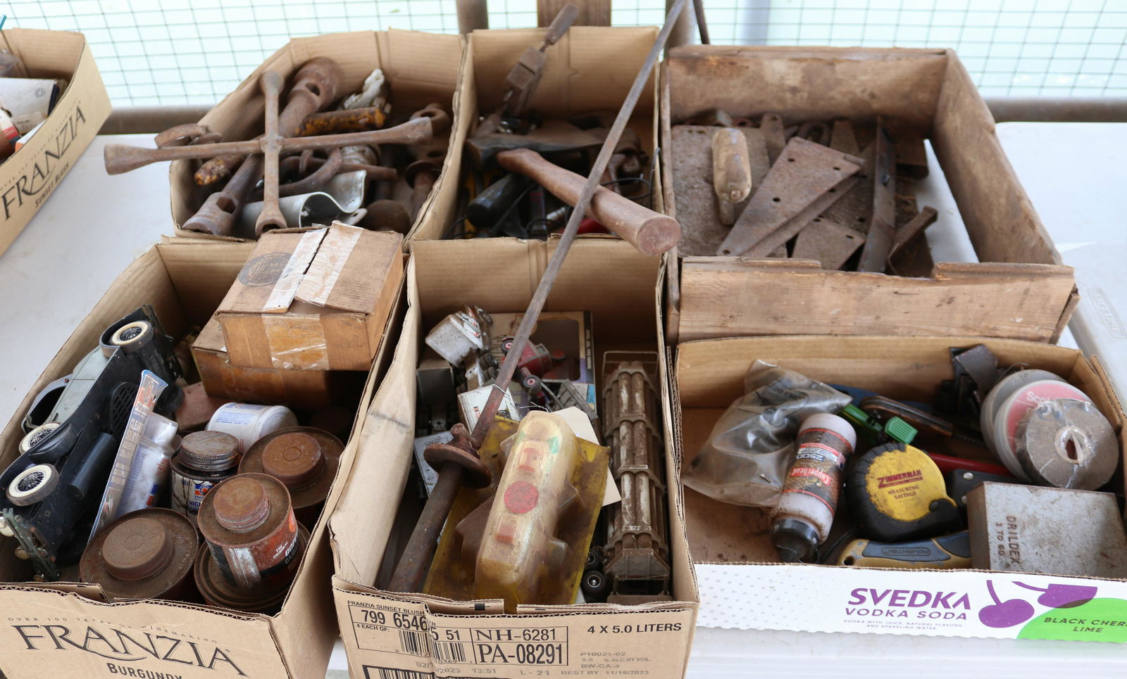 LARGE LOT OF TOOLS AND HARDWARE (1 of 6)