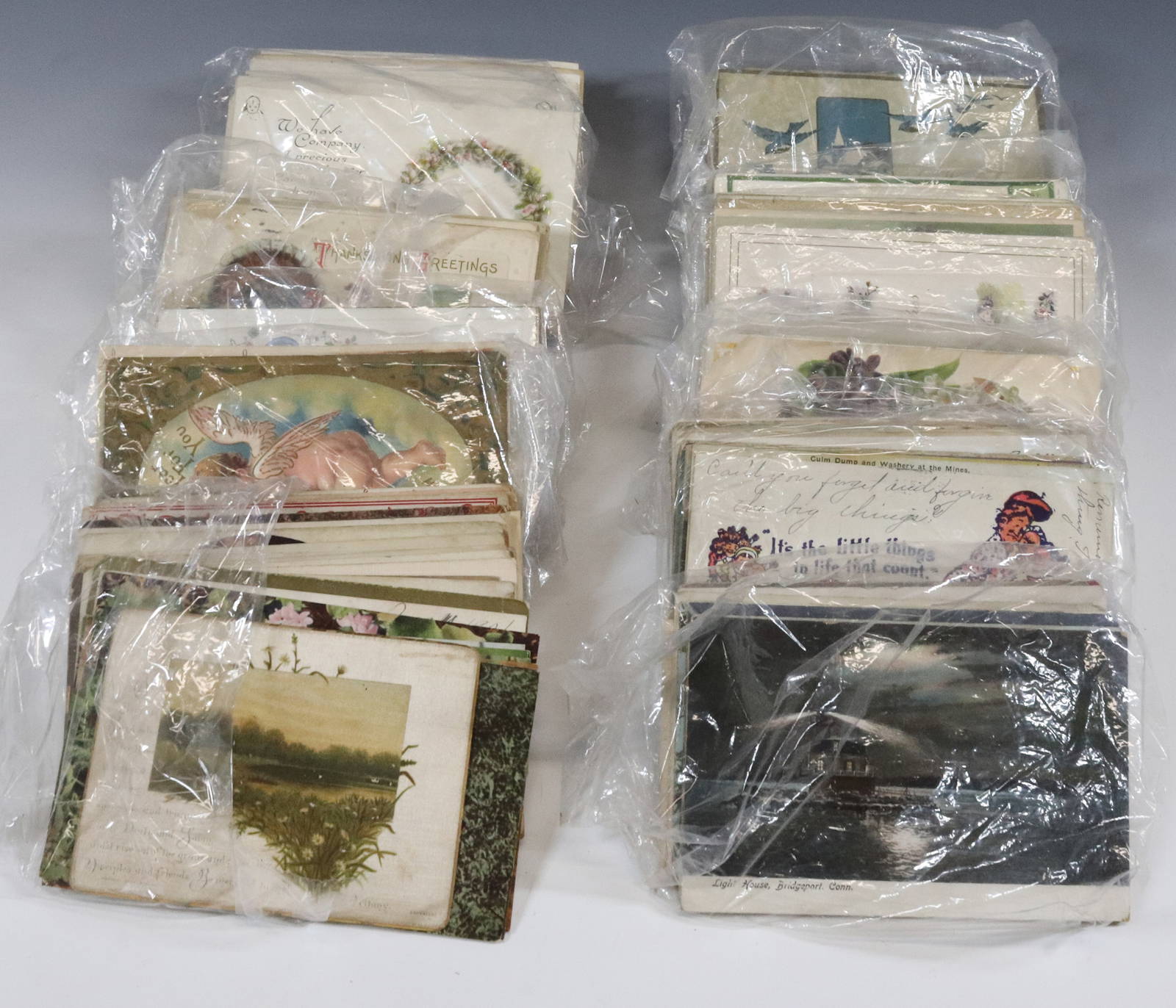 Large Lot Of Vintage Postcards Auction