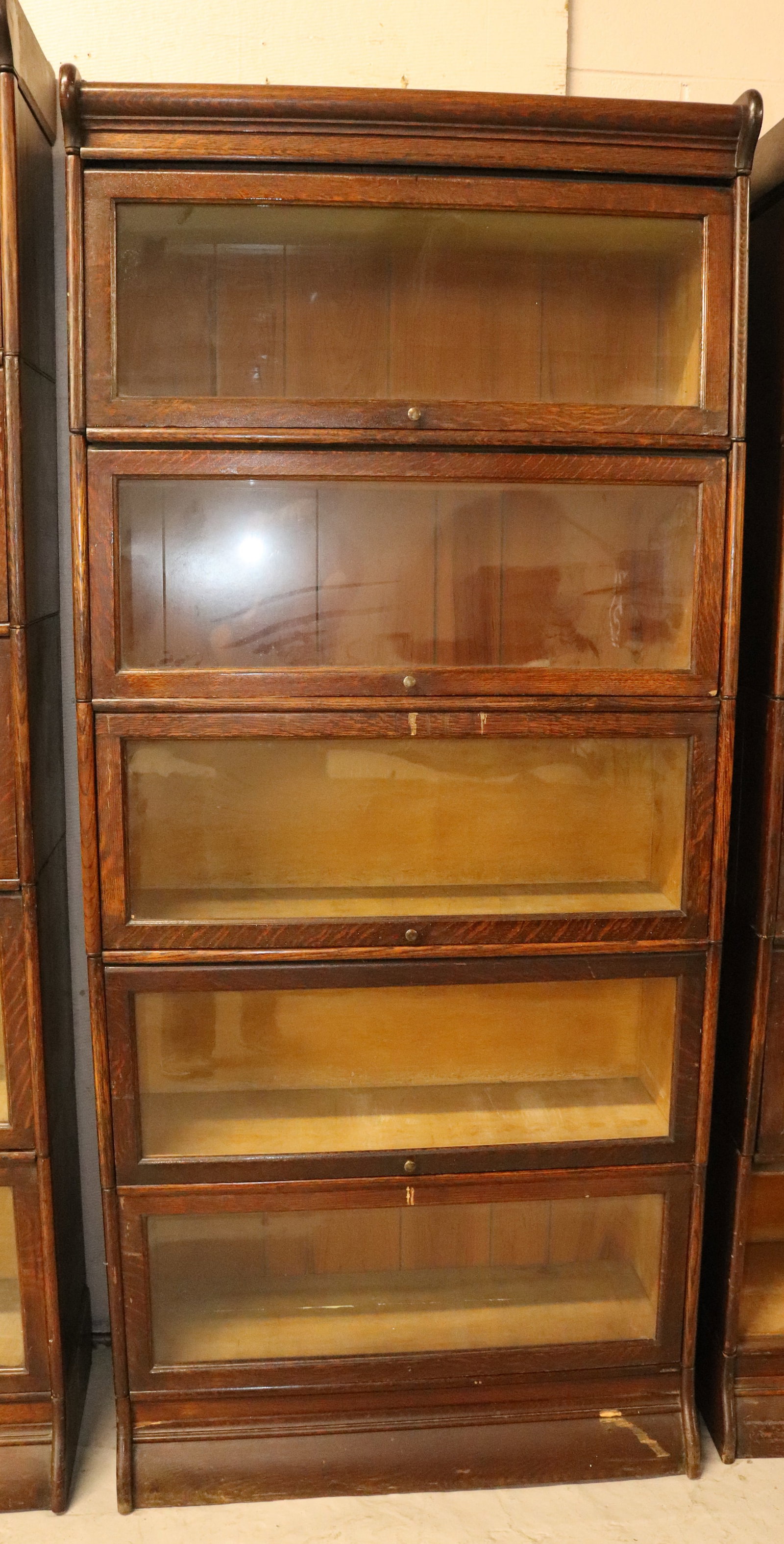 OAK SECTIONAL BOOKCASE (1 of 3)