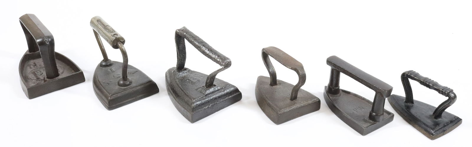 LOT OF MINIATURE IRONS (1 of 5)