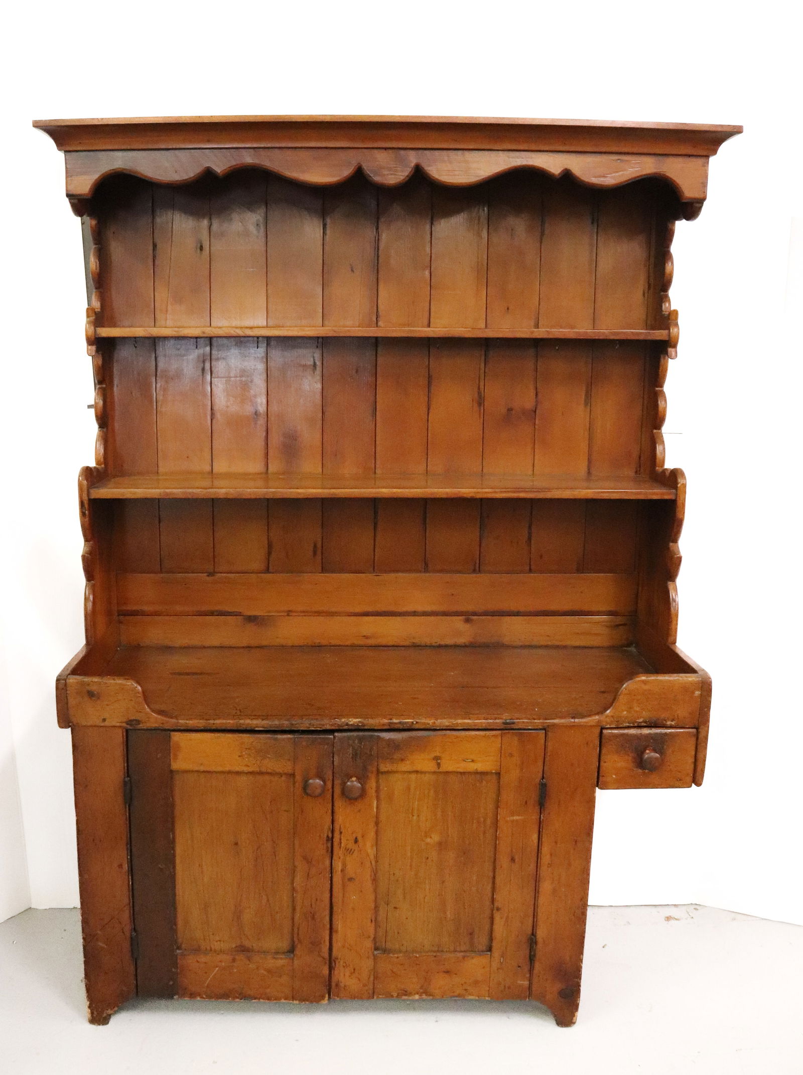 TWO-PIECE COUNTRY DRY SINK (1 of 5)