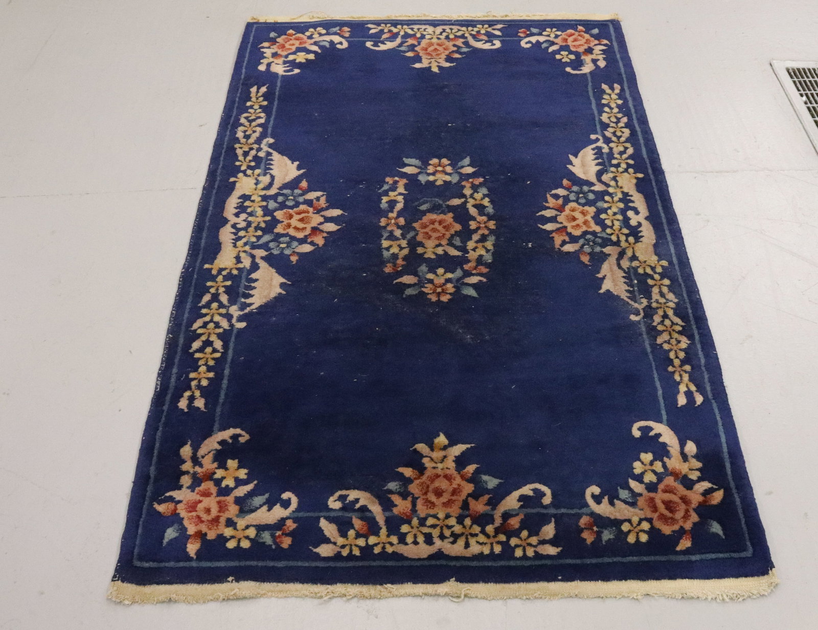 VINTAGE CHINESE THROW RUG (1 of 3)