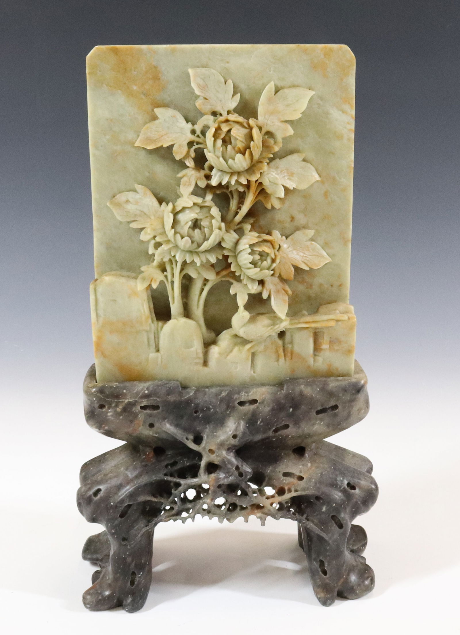 CHINESE SOAPSTONE (1 of 3)