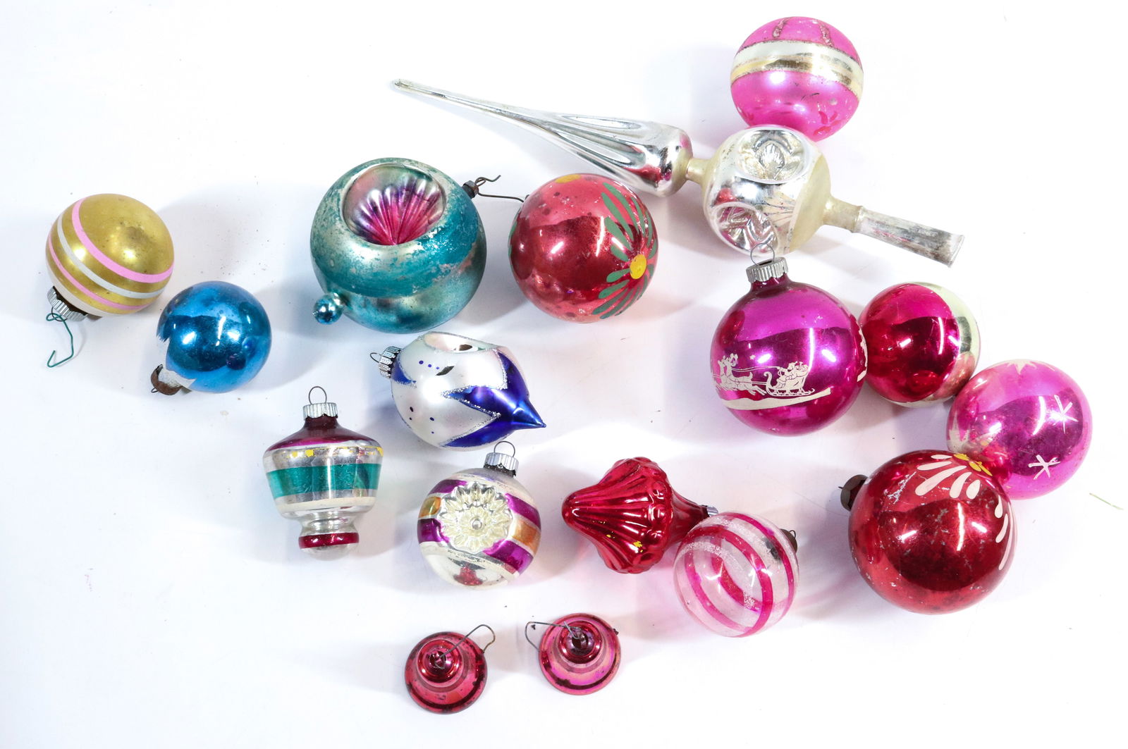 LOT OF VARIOUS CHRISTMAS ORNAMENTS (1 of 3)