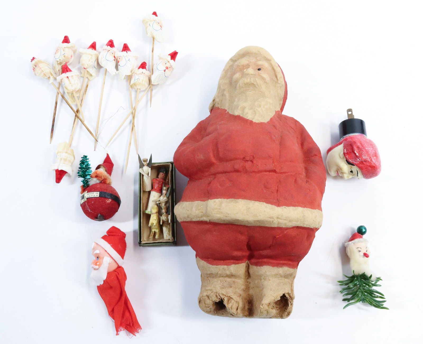 LOT OF VINTAGE SANTA CLAUS FIGURES (1 of 5)