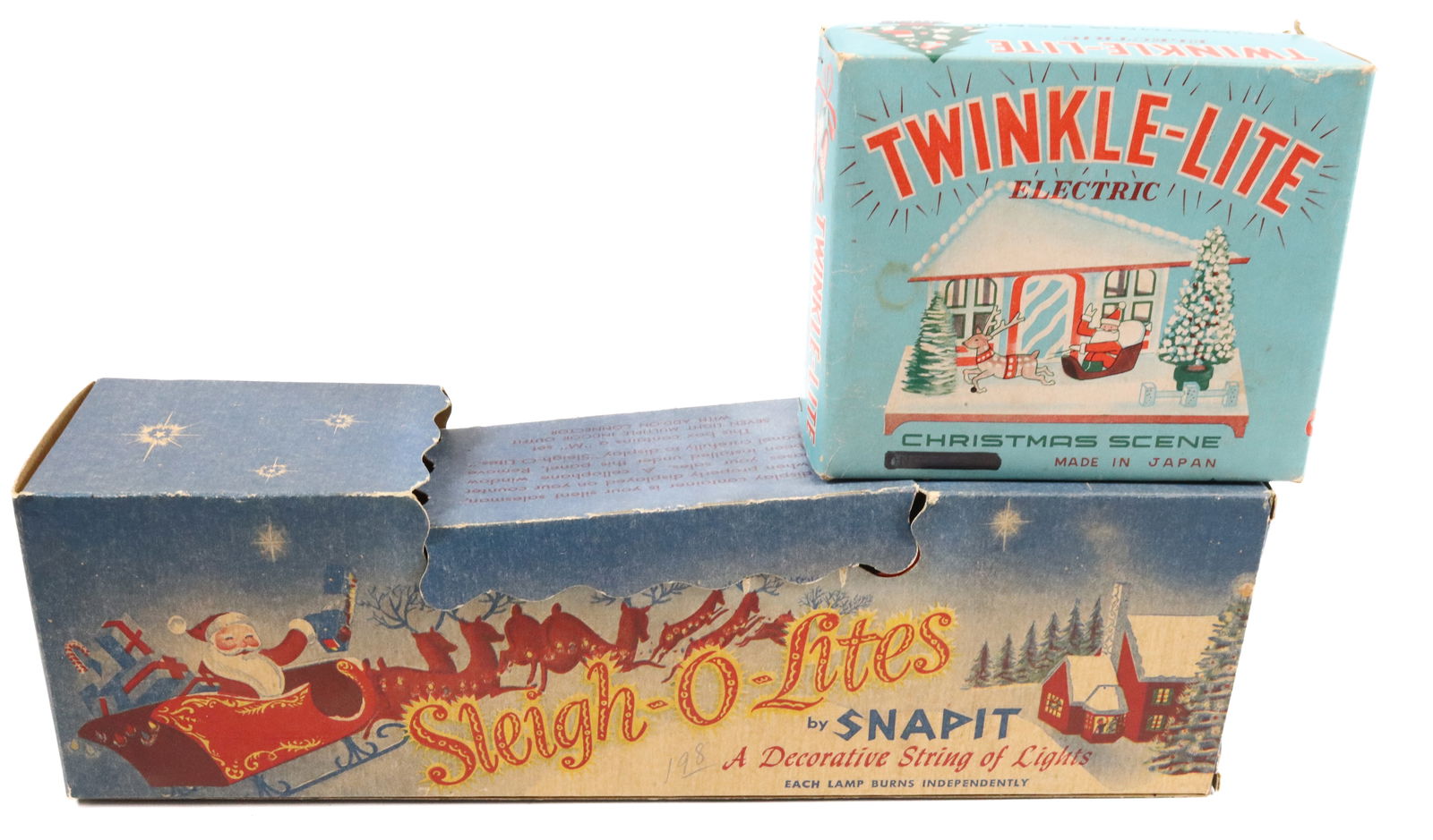 VINTAGE SLEIGH-O-LITES AND CHRISTMAS SCENE (1 of 3)