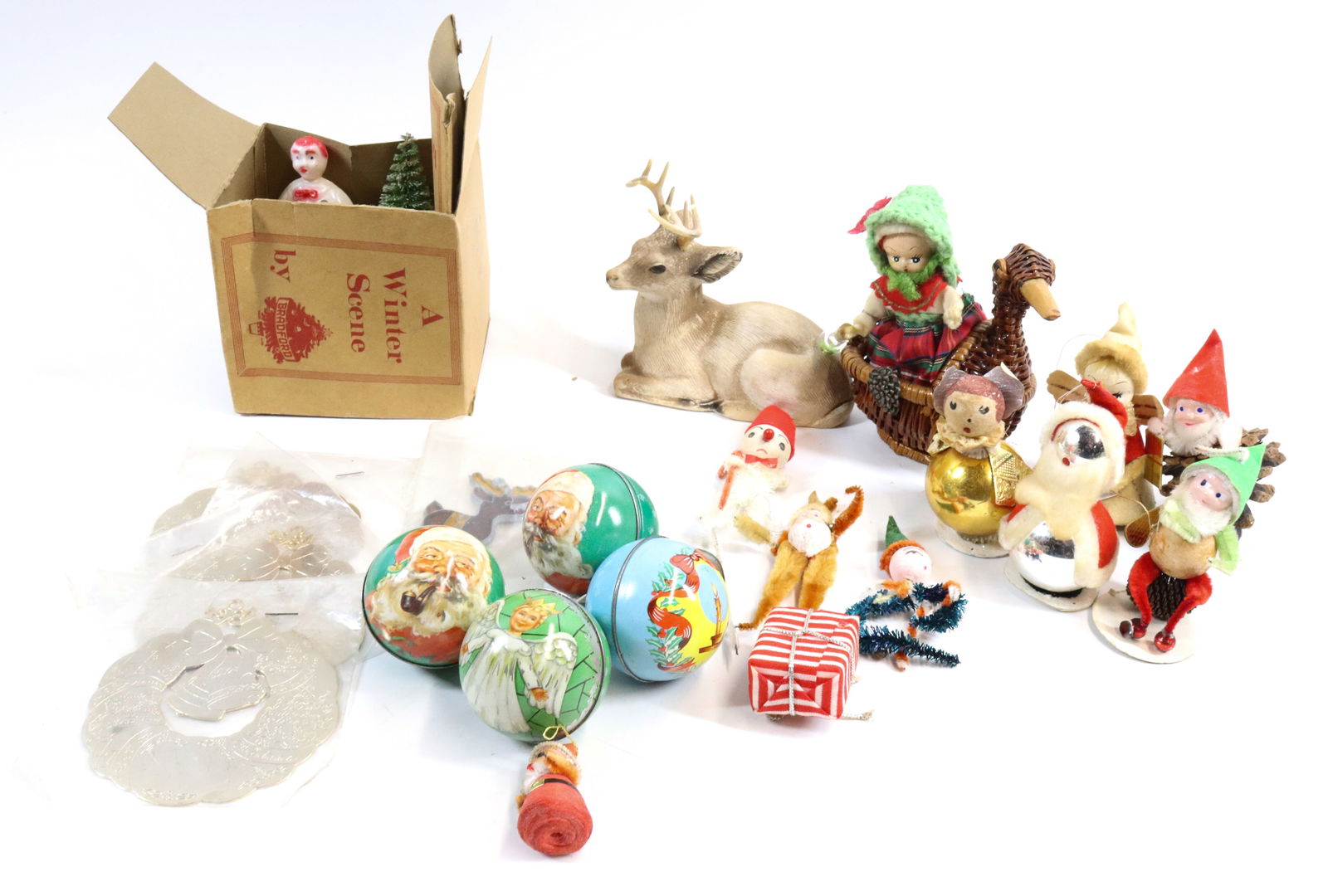 LOT OF VINTAGE CHRISTMAS ITEMS (1 of 5)