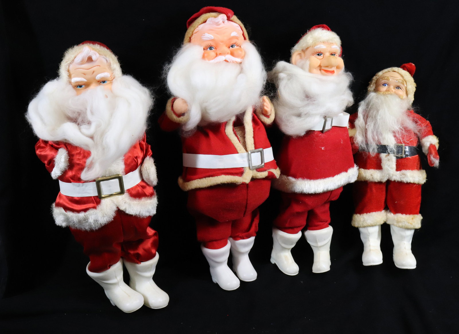 LOT OF VINTAGE SANTA CLAUS DOLLS (1 of 2)
