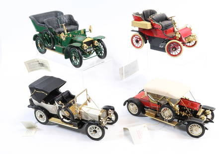 (4) FRANKLIN MINT PRECISION MODELS: INCLUDING: 1910 ROLLS-ROYCE, 1912 PACKARD, 1903 FORD MODEL "A" AND 1905 ROLLS-ROYCE. LARGEST 7 3/4" L.