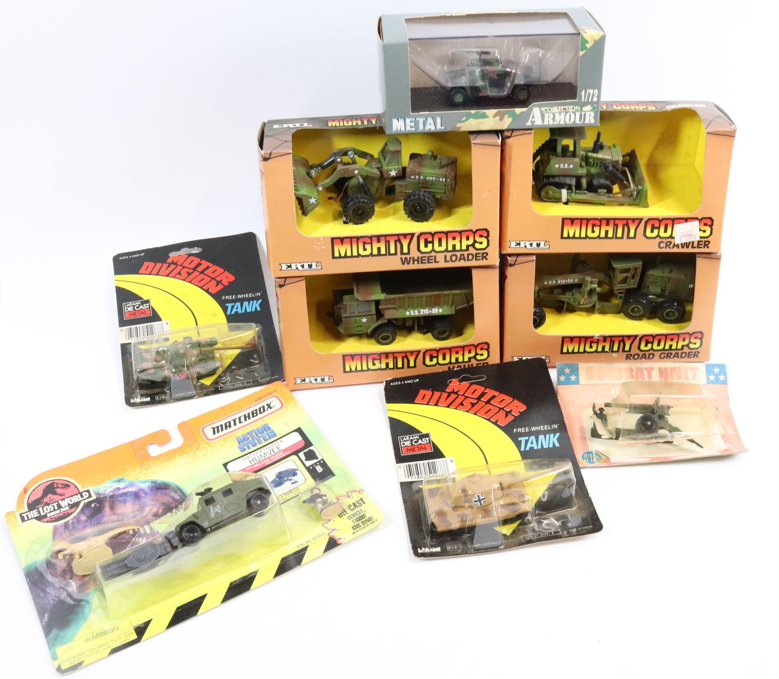 LOT OF NIB MILITARY VEHICLES (1 of 5)