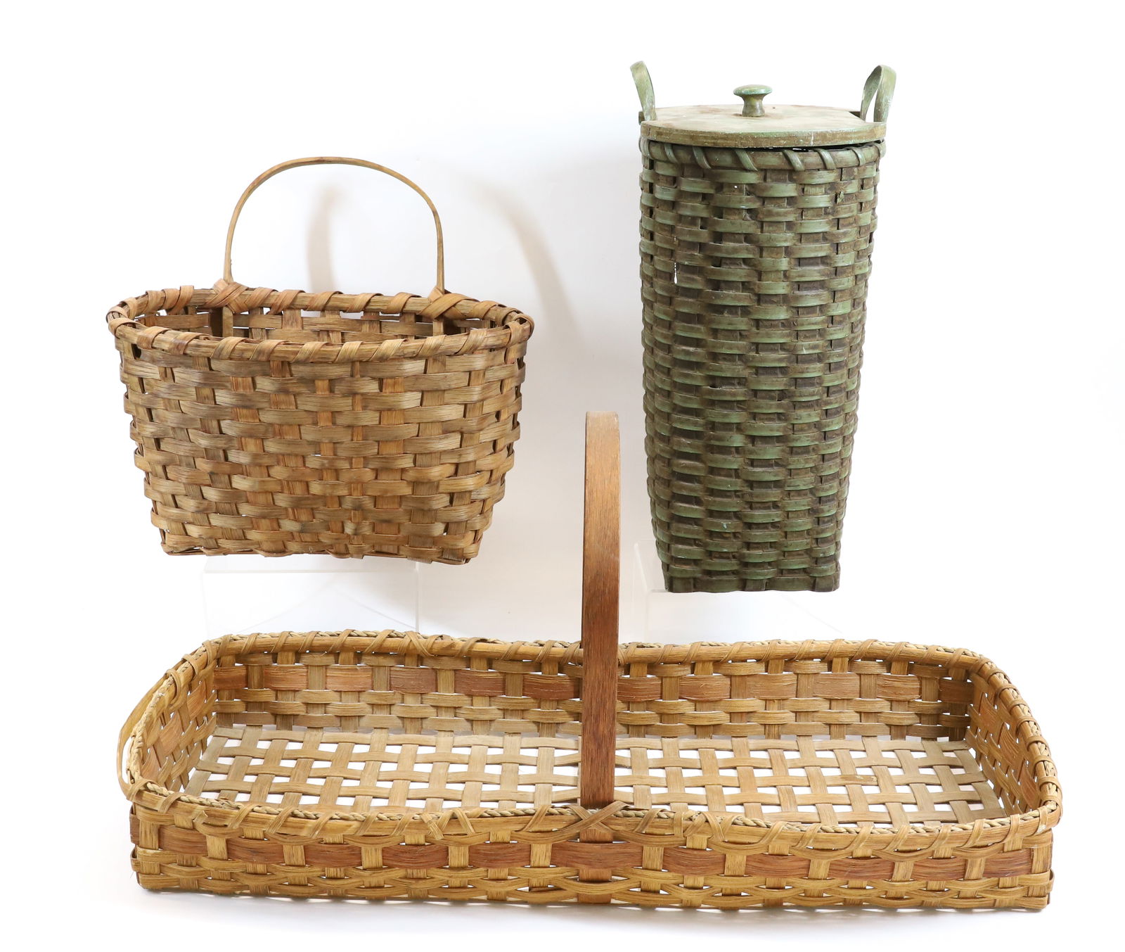LOT OF THREE COUNTRY BASKETS (1 of 7)