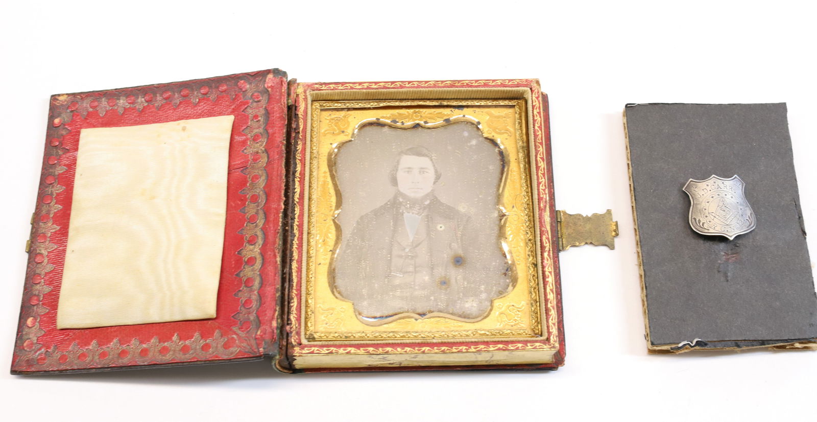 VINTAGE LODGE PIN AND DAGUERREOTYPE (1 of 5)