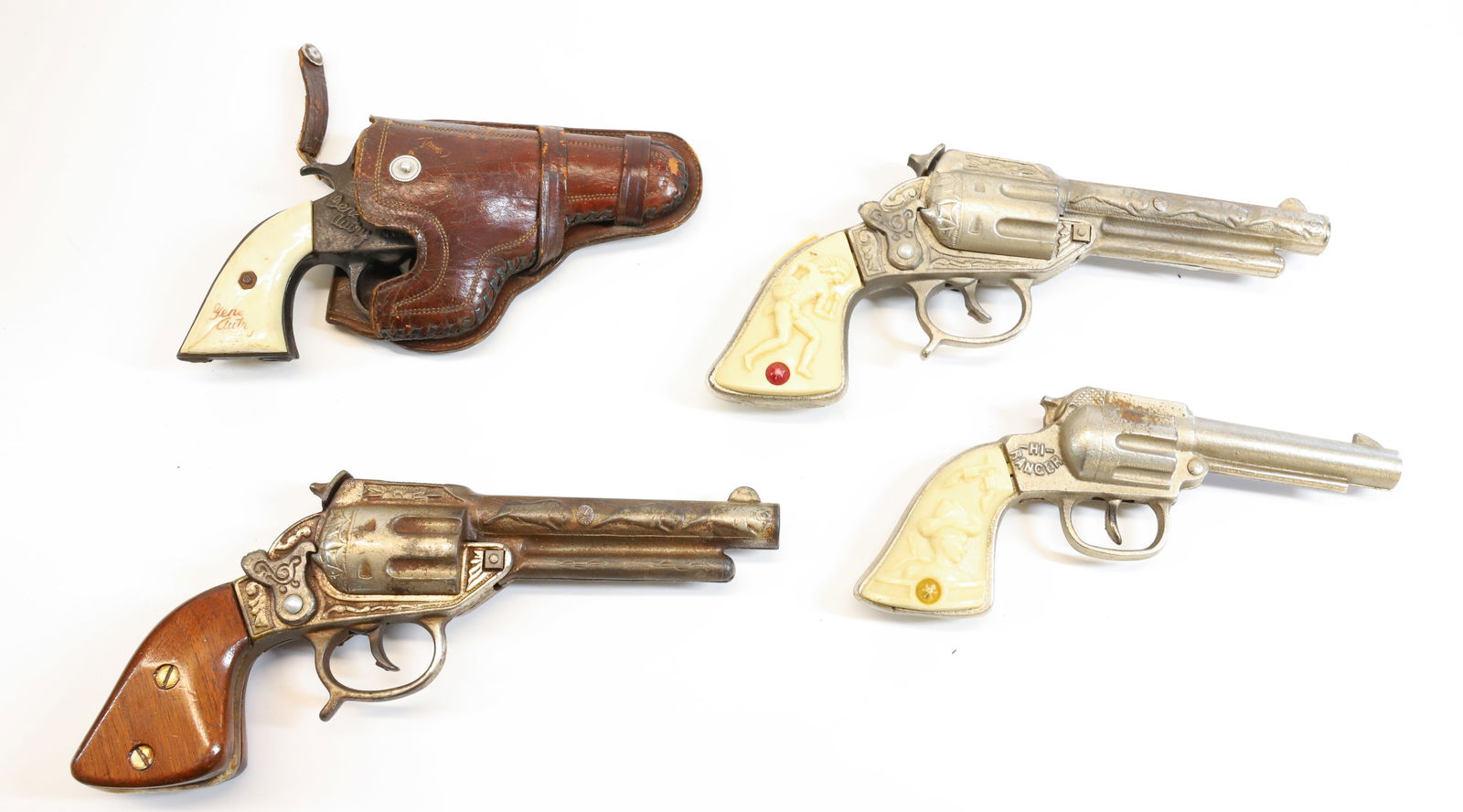 LOT OF TOY  CAP GUNS (1 of 3)