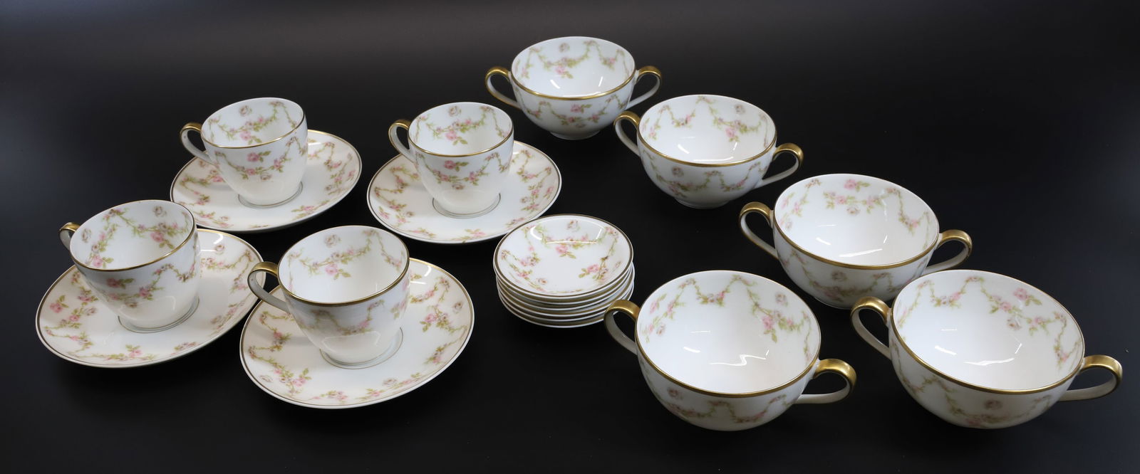 LOT OF HAVILAND LIMOGES CUPS/SAUCERS/MORE (1 of 3)