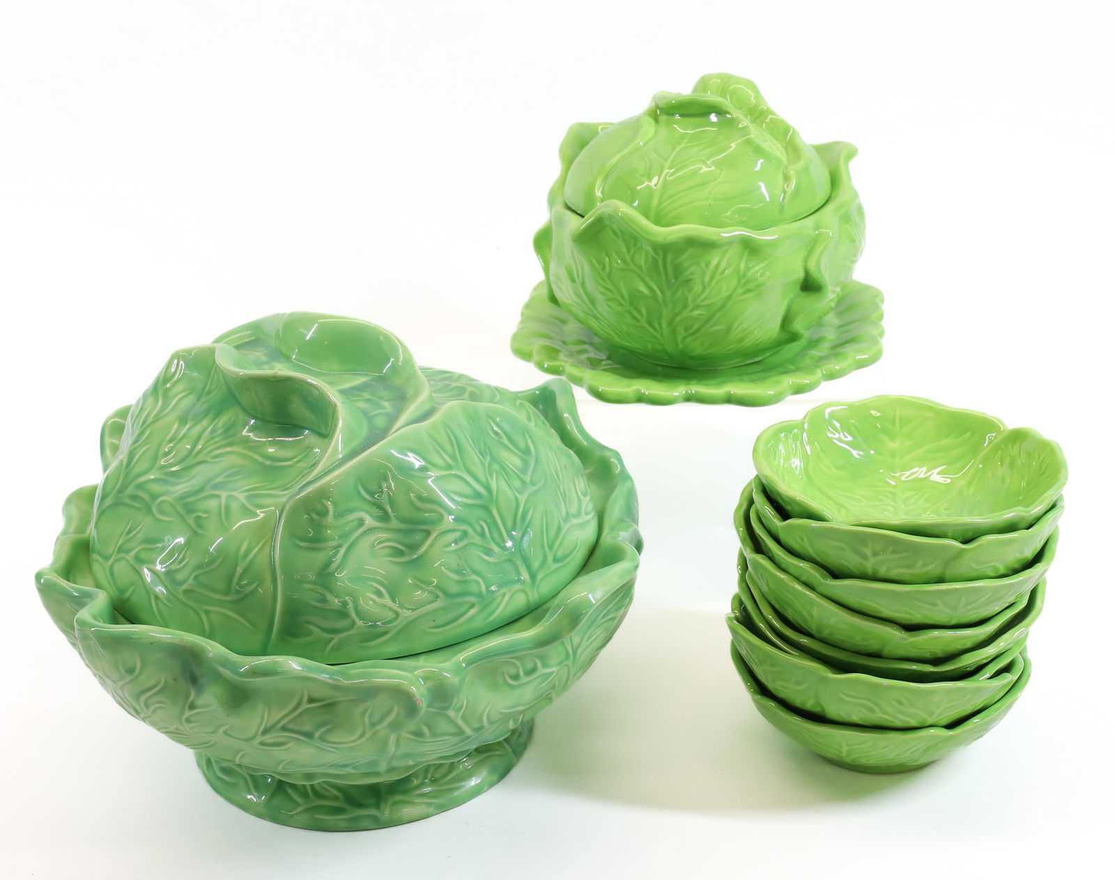 CERAMIC TUREENS AND BOWLS (1 of 10)