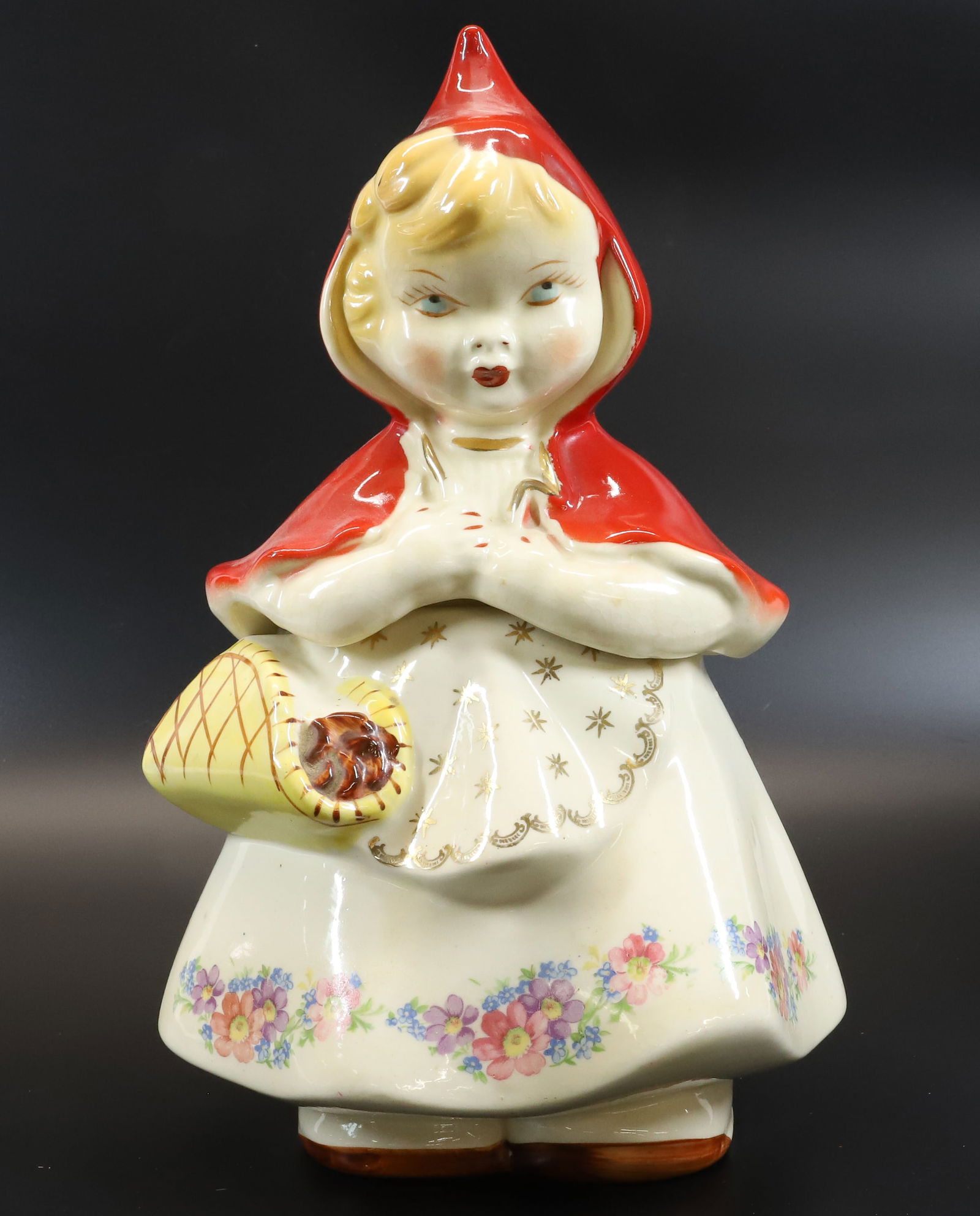 HULL POTTERY RED RIDING HOOD COOKIE JAR (1 of 4)