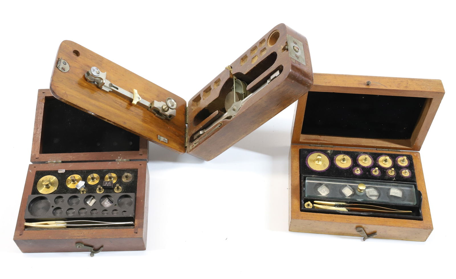 (3) FITTED BOXES OF WEIGHTS AND SCALE (1 of 5)