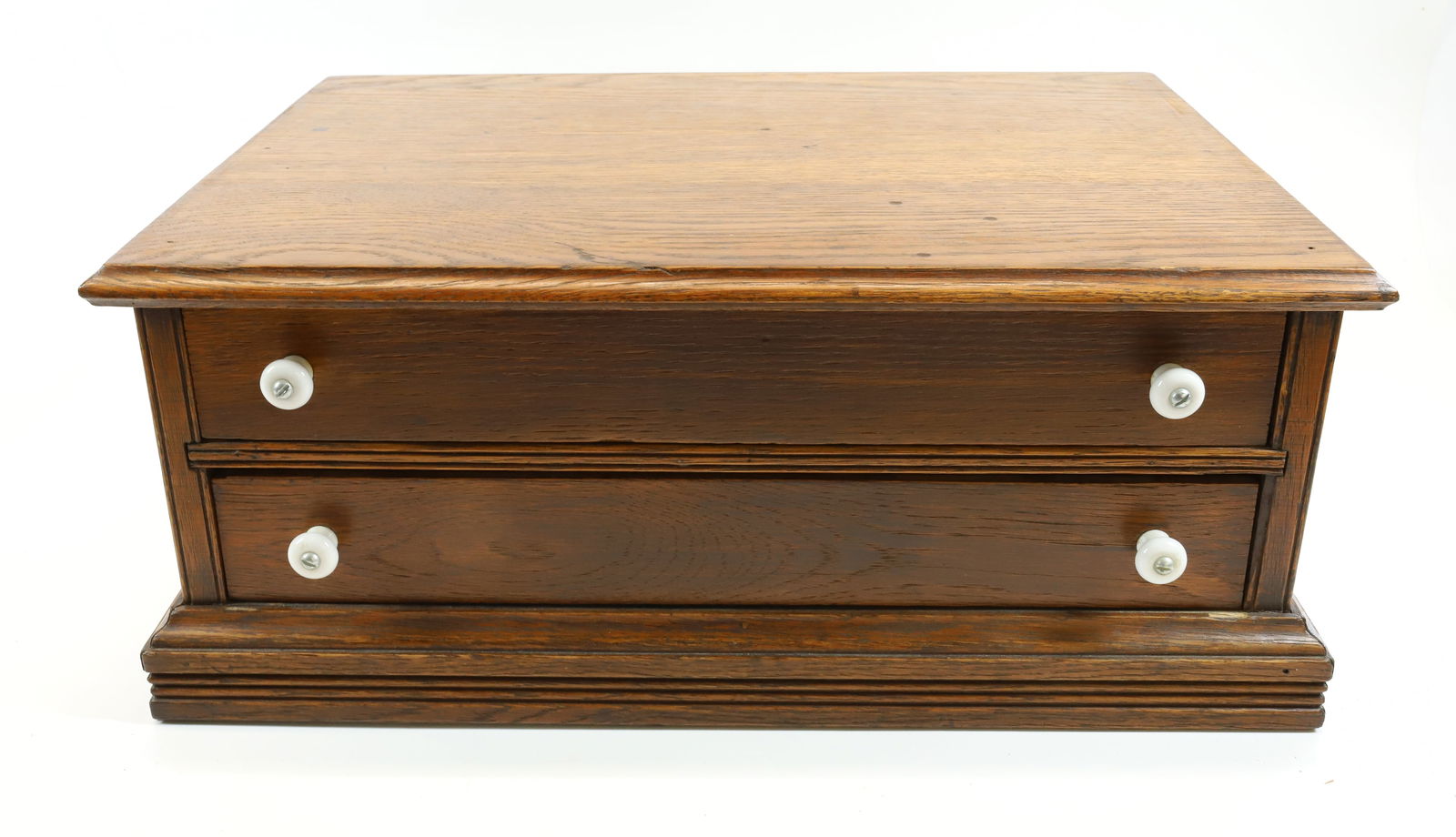 TWO-DRAWER SPOOL CABINET (1 of 5)