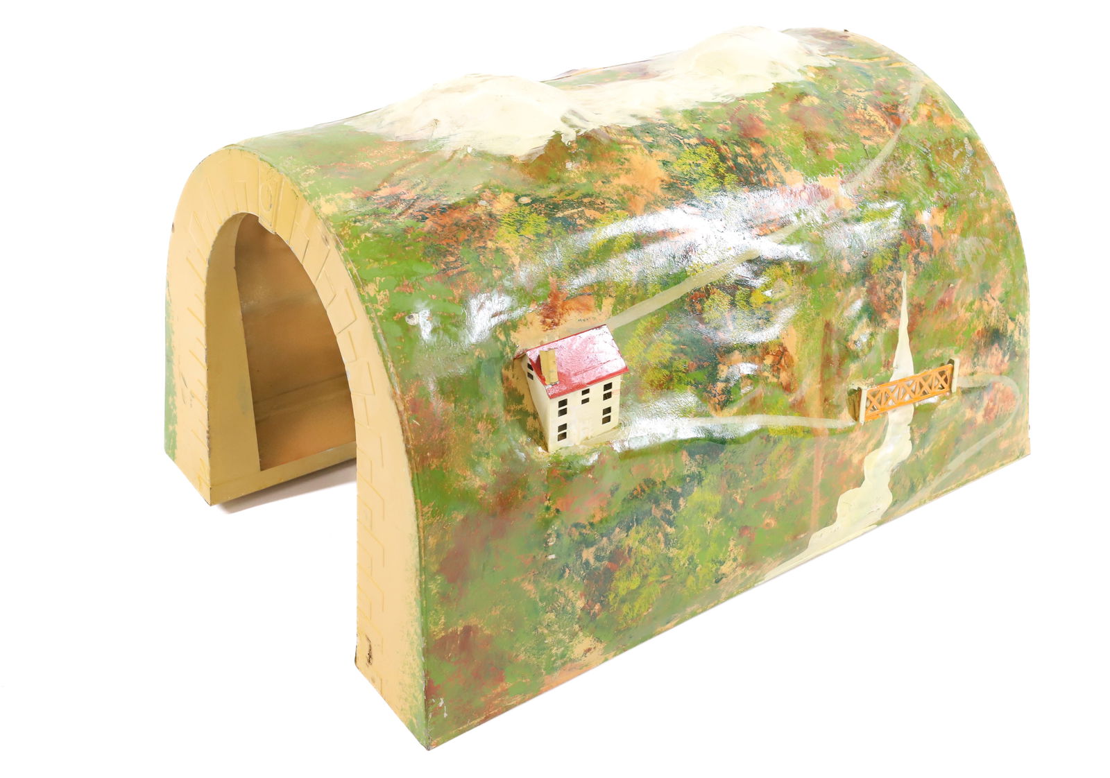 LIONEL TRAIN TUNNEL 120L (1 of 3)