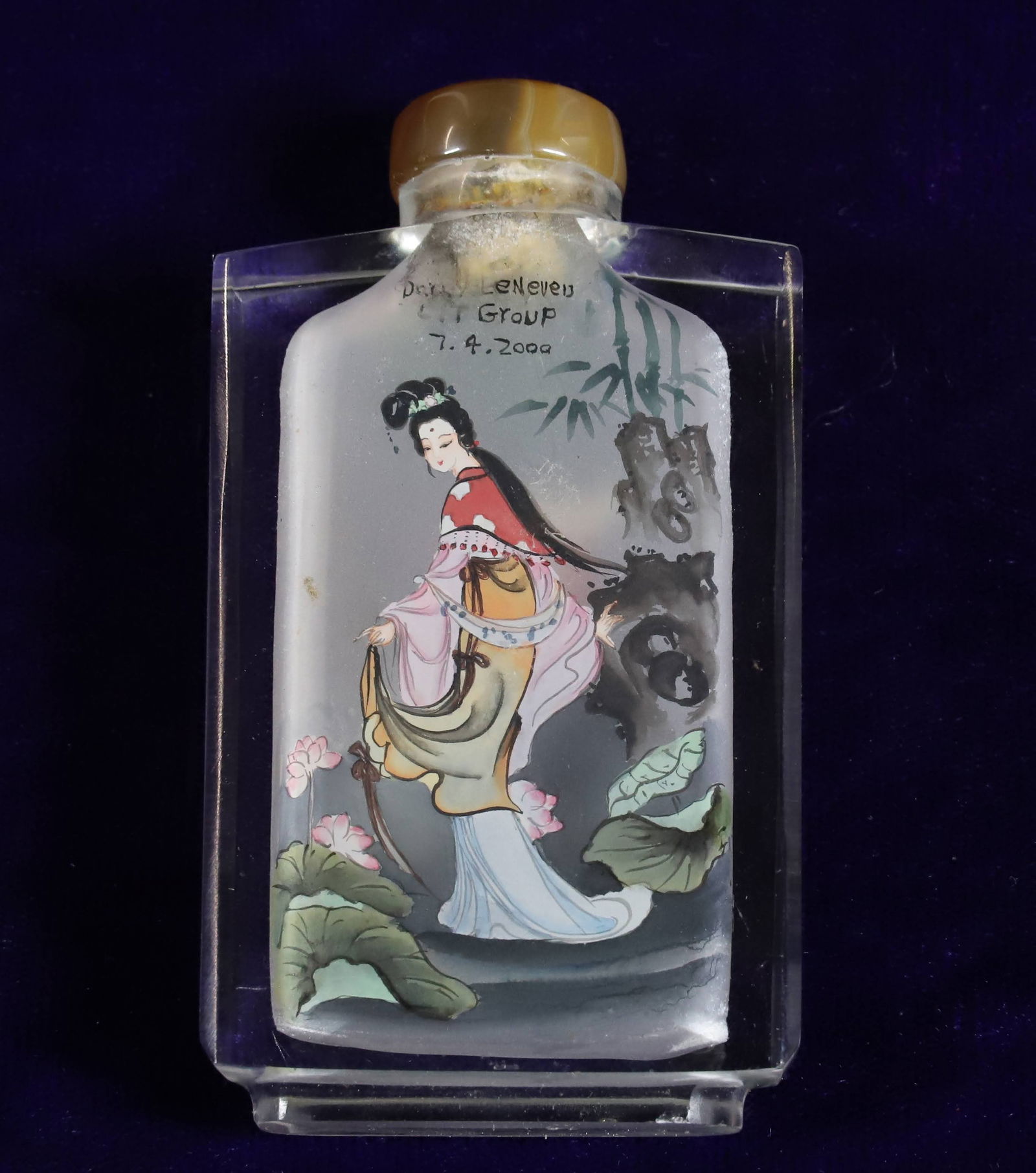 CHINESE SNUFF BOTTLE (1 of 3)