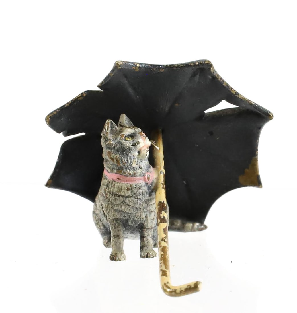 AUSTRIAN COLD PAINTED BRONZE CAT WITH UMBRELLA (1 of 5)