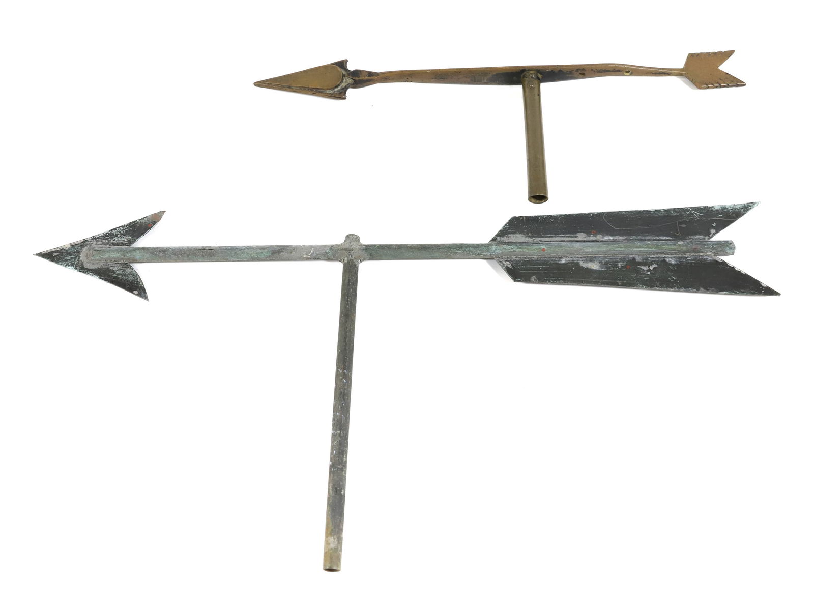 (2) ARROW WIND DIRECTIONALS (1 of 2)