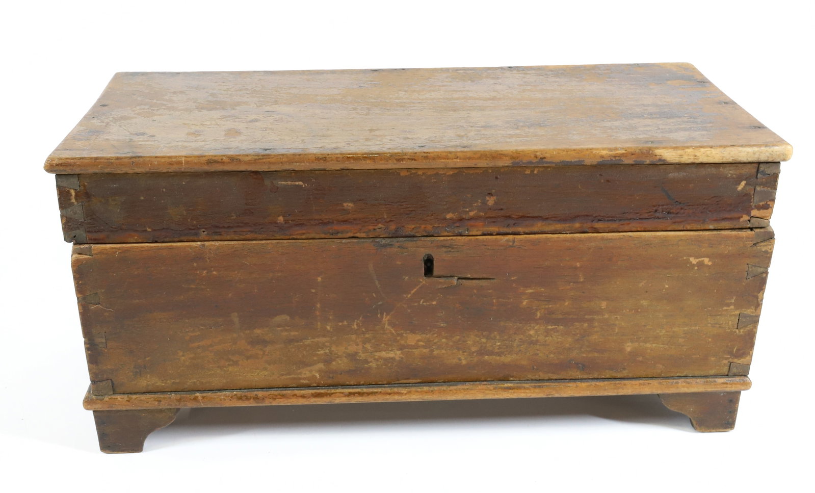 EARLY WOODEN CHEST: DOVETAILED CONSTRUCTION. HINGED LID. NO KEY. 8" X 16 1/2" X 7". PLEASE READ CAREFULLY - Terms for Purchasing and Shipping of Auction Items. Please read carefully before bidding. All payments for purch