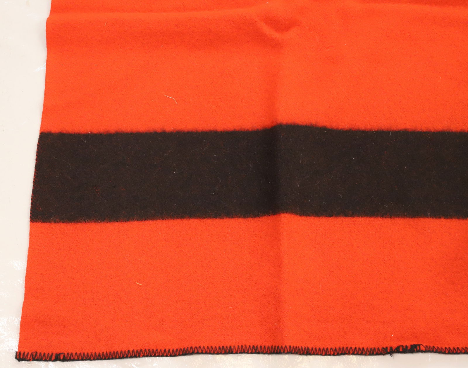 RED/BLACK WOOL CAMP BLANKET (1 of 5)