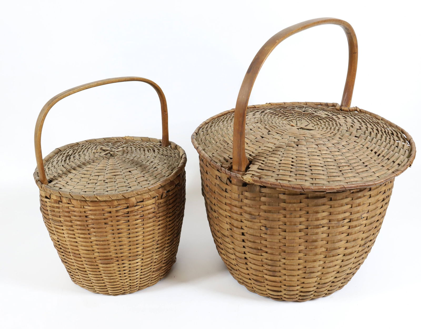 (2) ANTIQUE FEATHER BASKETS (1 of 5)