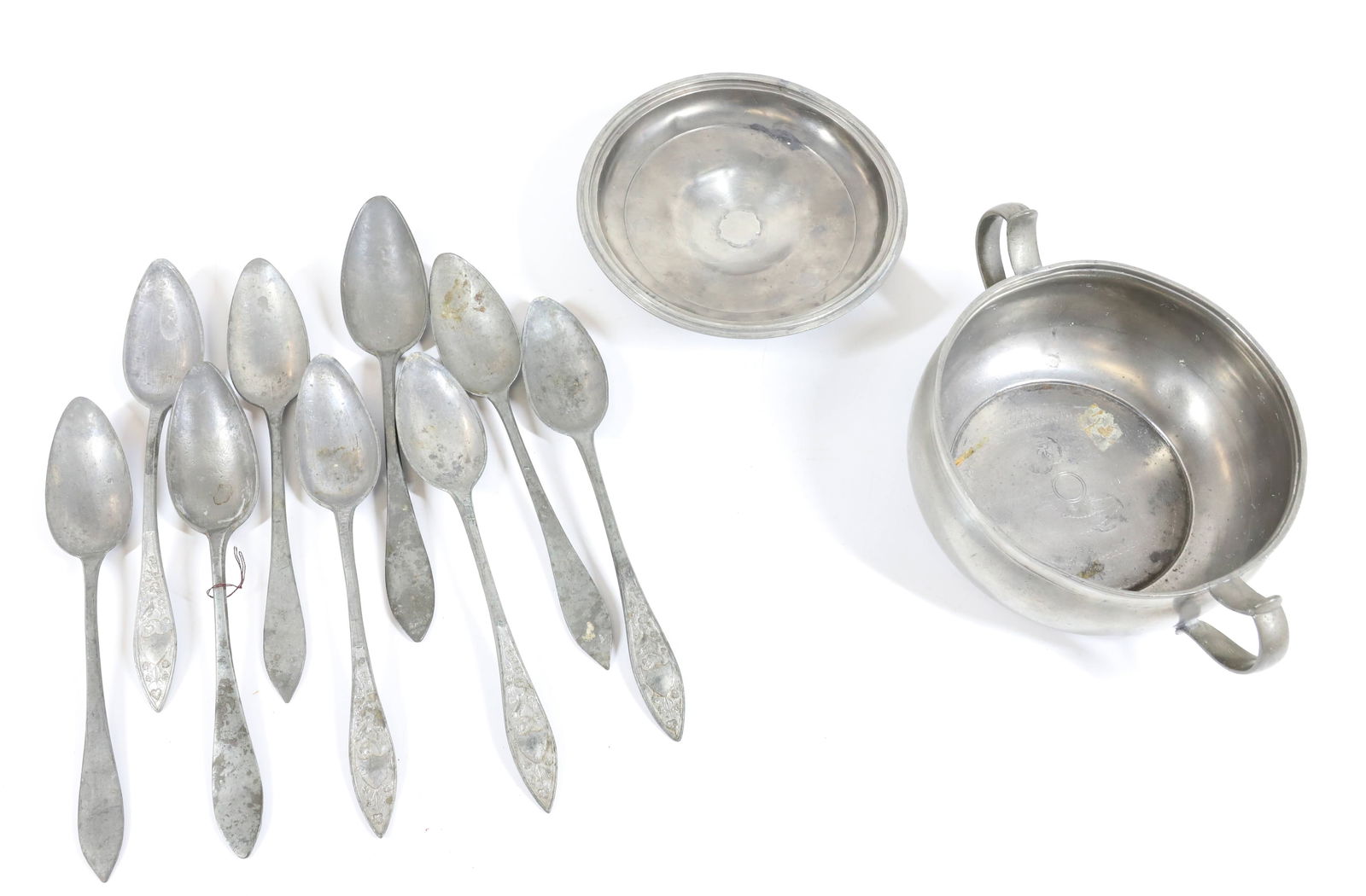 LOT OF ANTIQUE PEWTER (1 of 4)