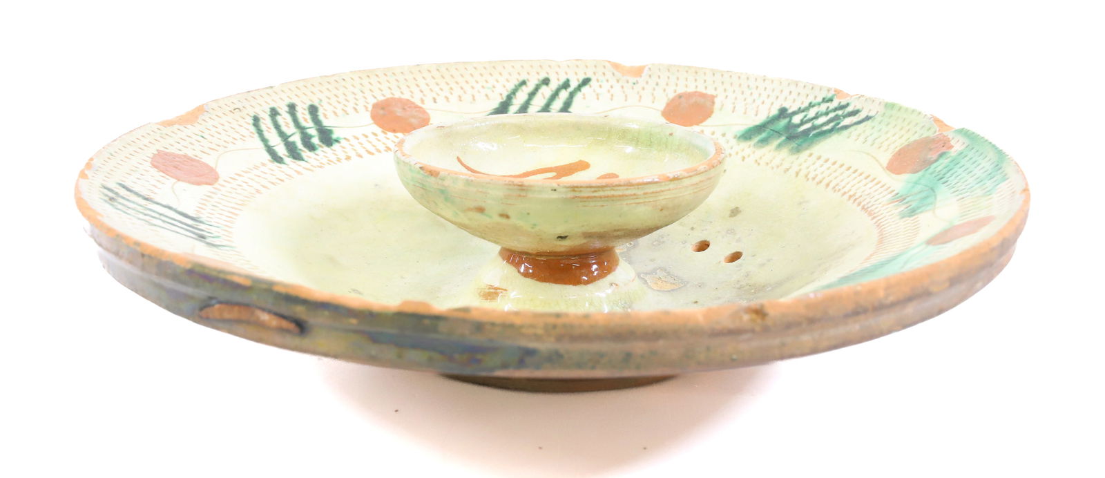 EUROPEAN POTTERY FISH PLATE (1 of 3)