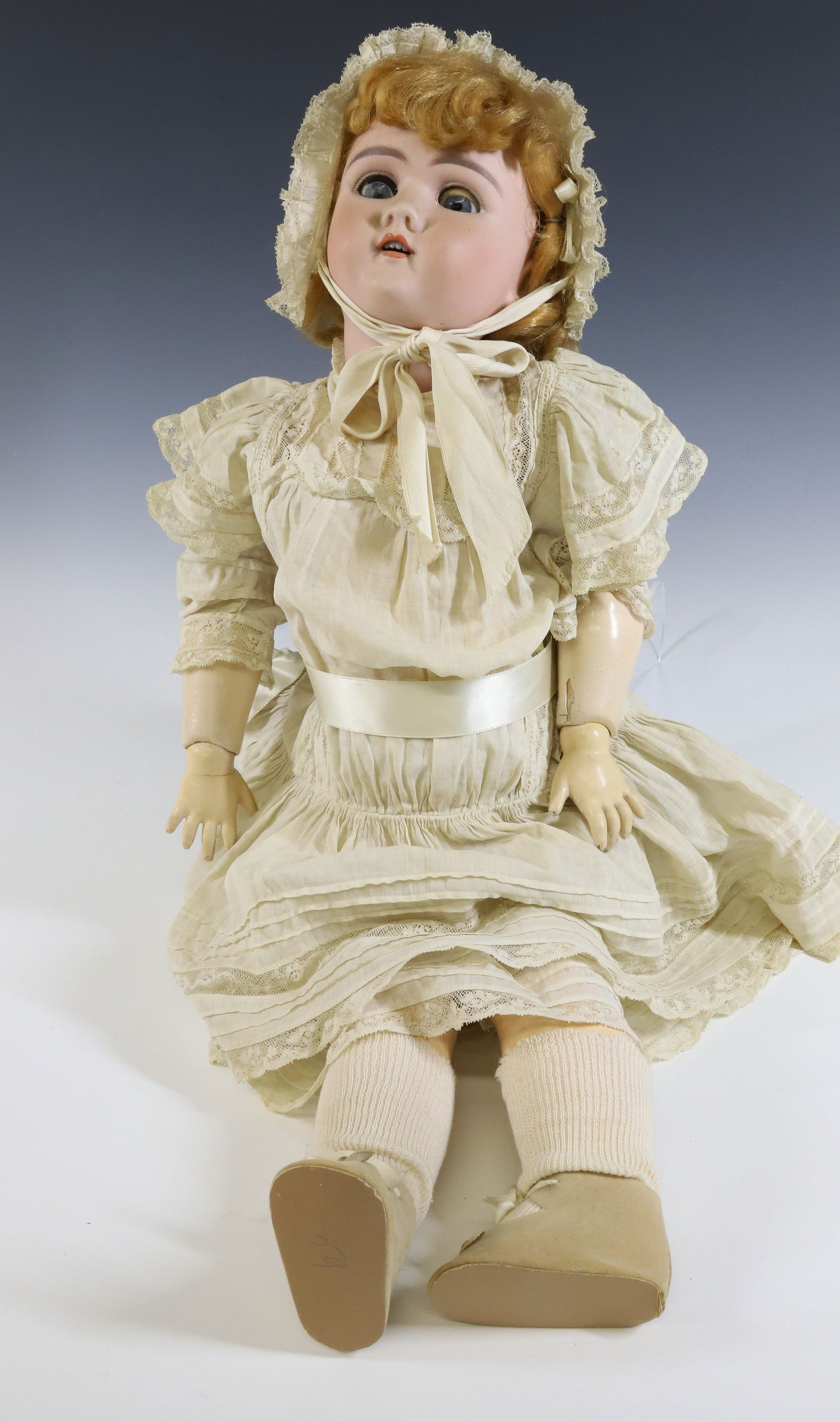 ANTIQUE GERMAN BISQUE DOLL (1 of 7)