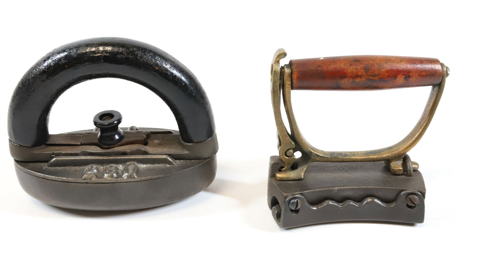 (2) SMALL SIZE IRONS (1 of 4)