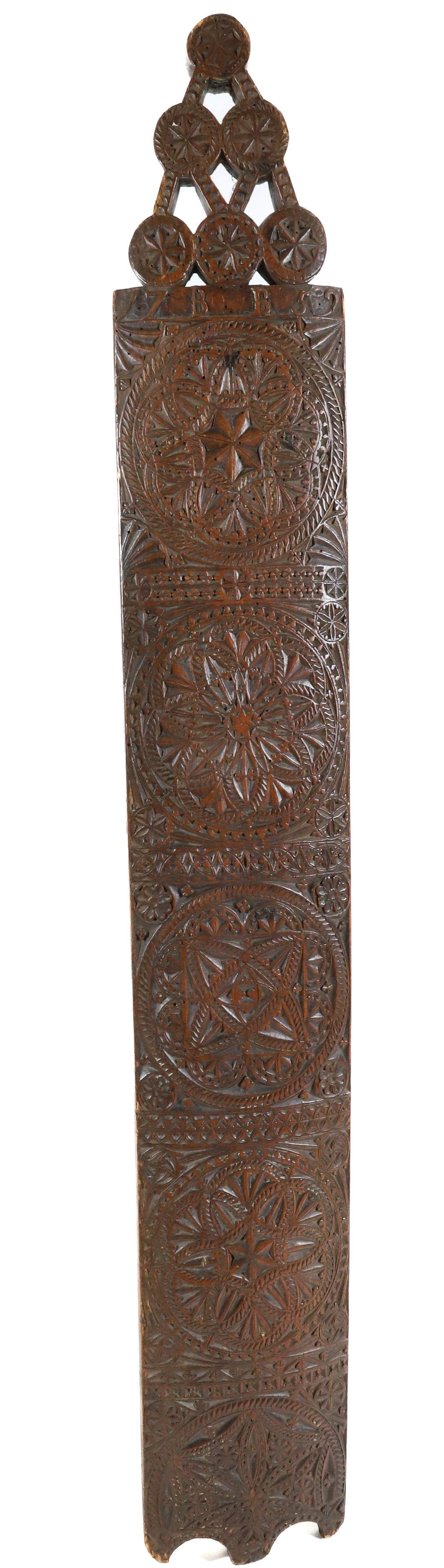 18TH CENTURY CARVED EUROPEAN MANGLE BOARD (1 of 5)