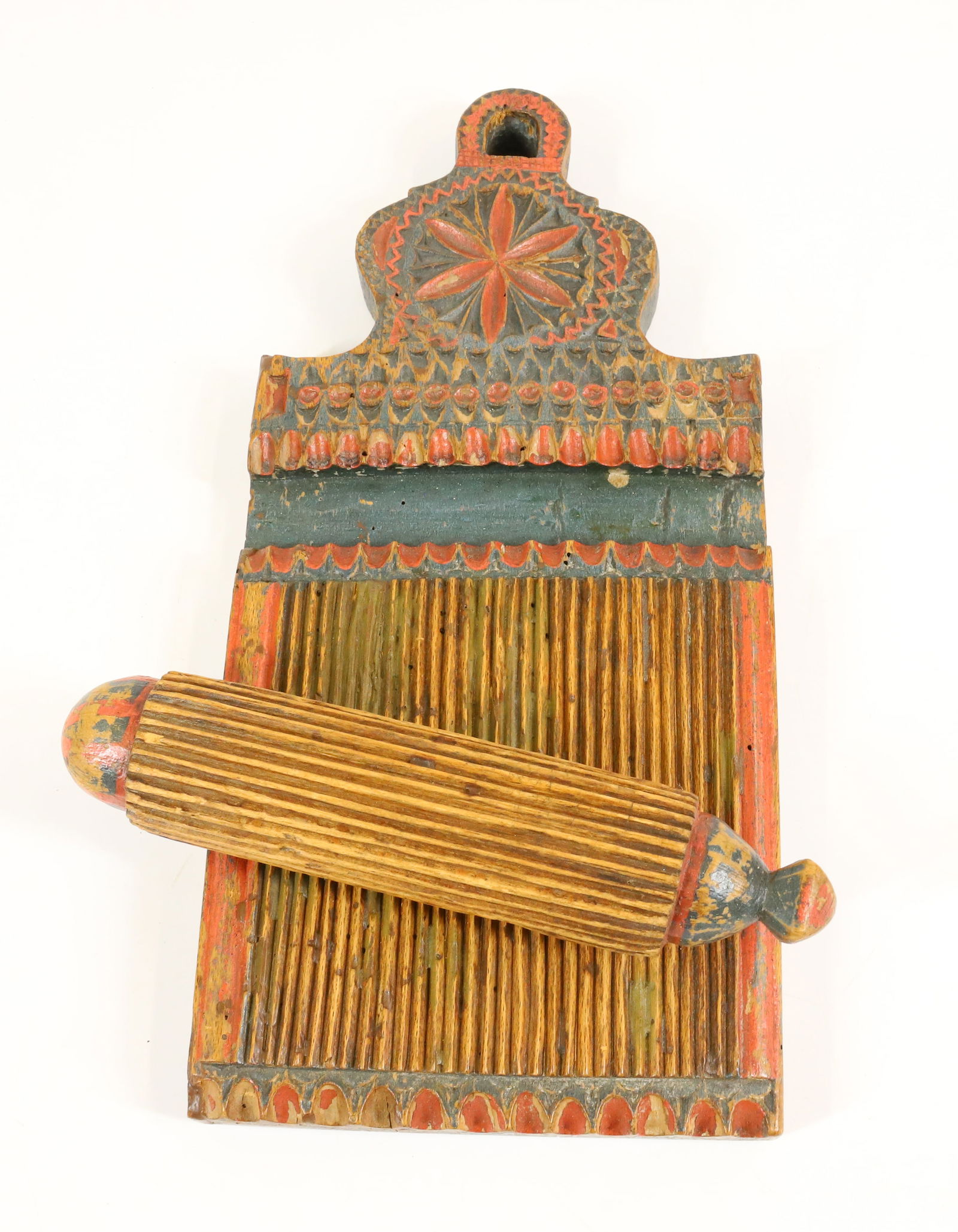 FINE 18TH CENTURY WOODEN FLUTER BOARD AND ROLLER (1 of 2)