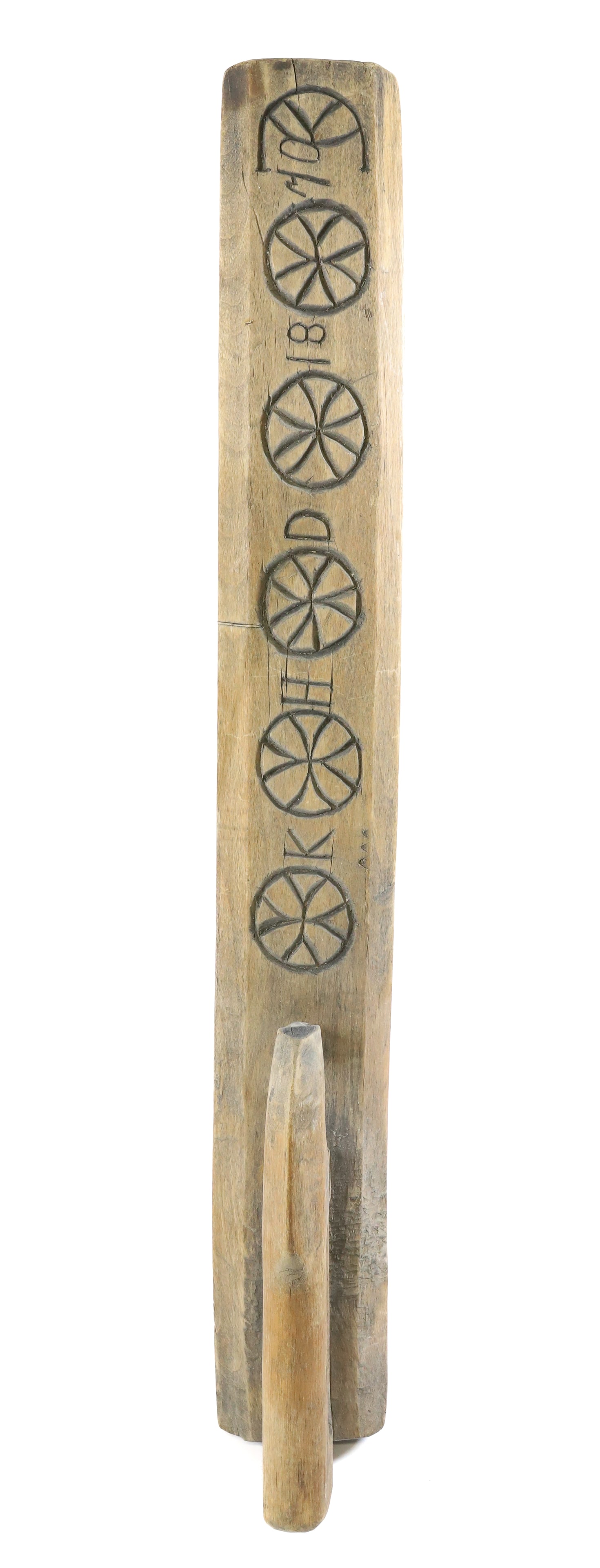 19TH C. CARVED MANGLE BOARD (1 of 4)