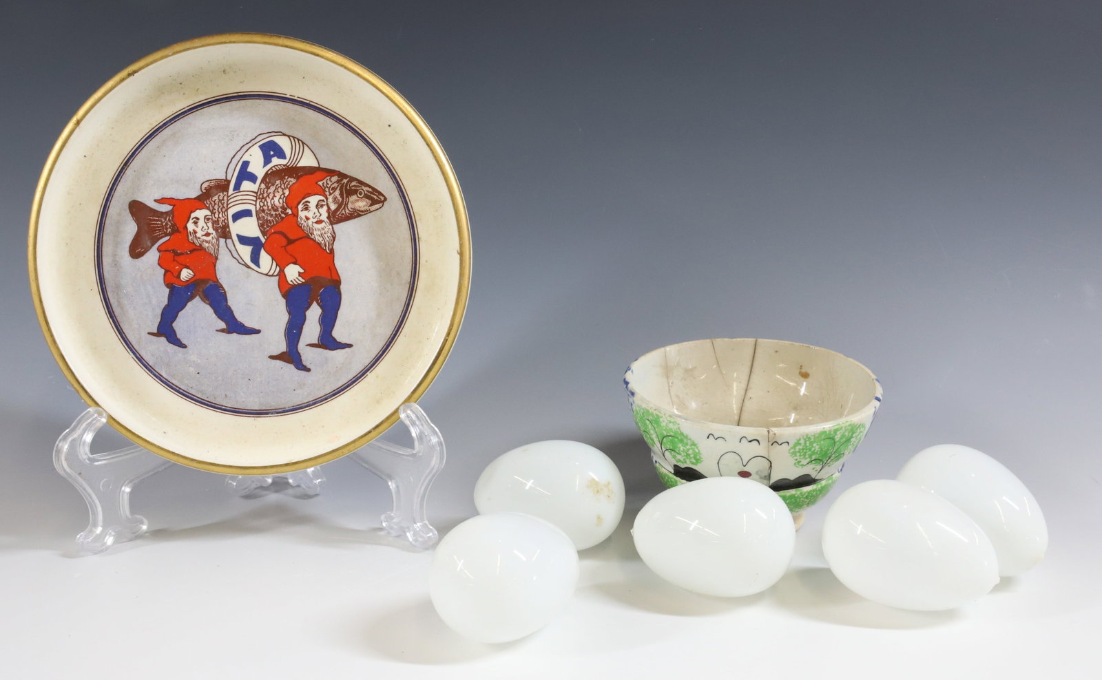 VINTAGE SMALLS LOT: INCLUDING - "VITA" PLATE, (5) GLASS EGGS, AND SPATTER WARE CUP - PLATE 6" PLEASE READ CAREFULLY - Terms for Purchasing and Shipping of Auction Items. Please read carefully before bidding. All payments