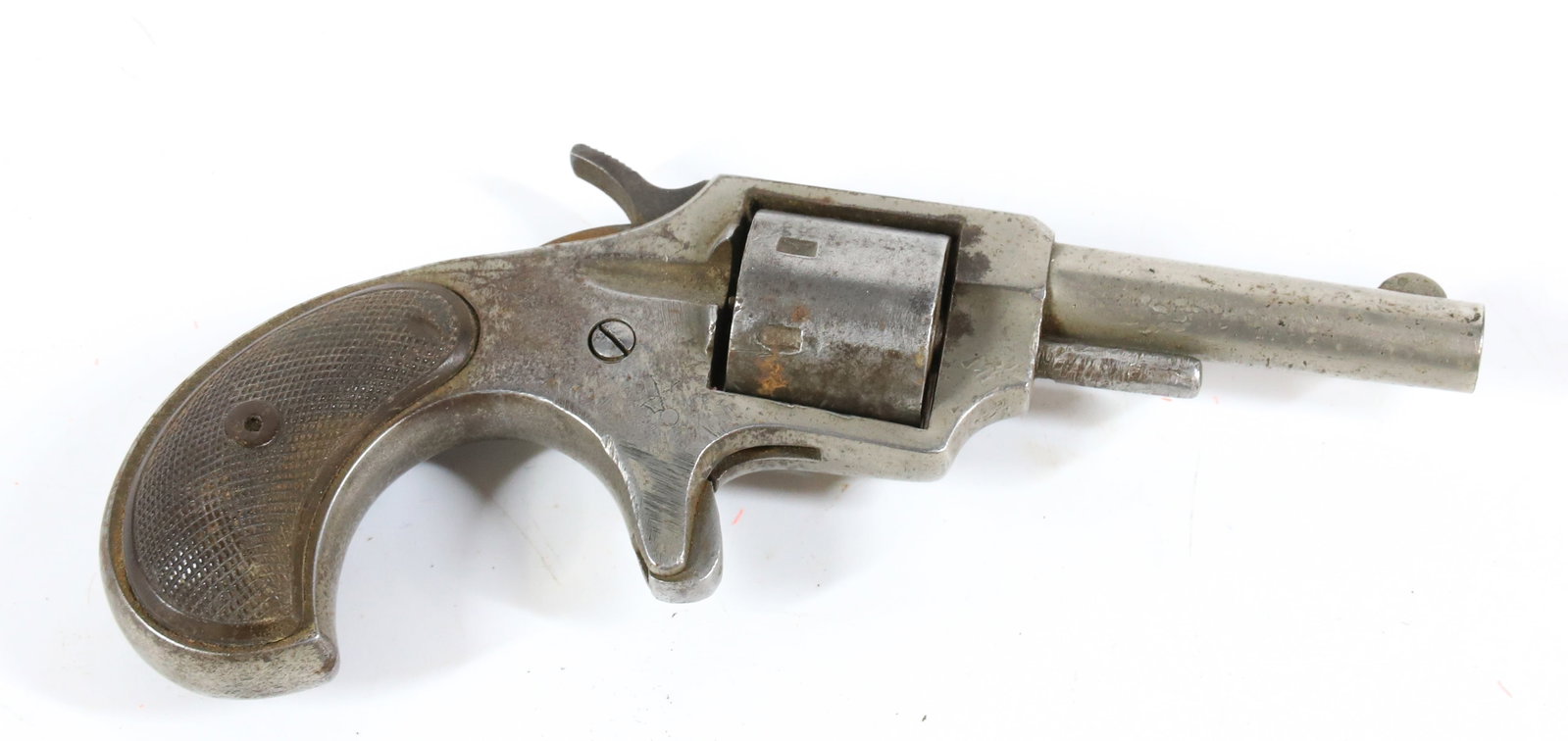 REMINGTON IROQUOIS POCKET REVOLVER: .22 CAL, SERIAL# N/V, 2 1/4" BARREL WITH REMINGTON AND IROQUOIS MARKING - THIS GUN DOES NOT REQUIRE REGISTRATION UPDATED 2024 TERMS FOR PURCHASING AND SHIPPING OF AUCTION ITEMS. PLEASE READ CAREFULLY 