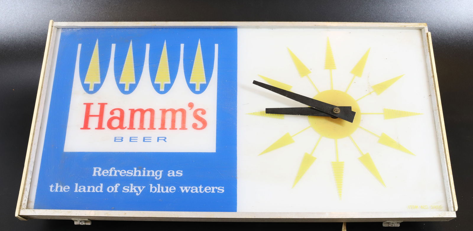 HAMM'S BEER ADVERTISING CLOCK (1 of 6)