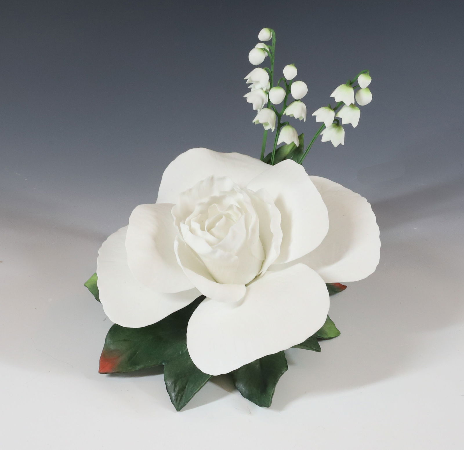 BOEHM FIGURINE (1 of 4)