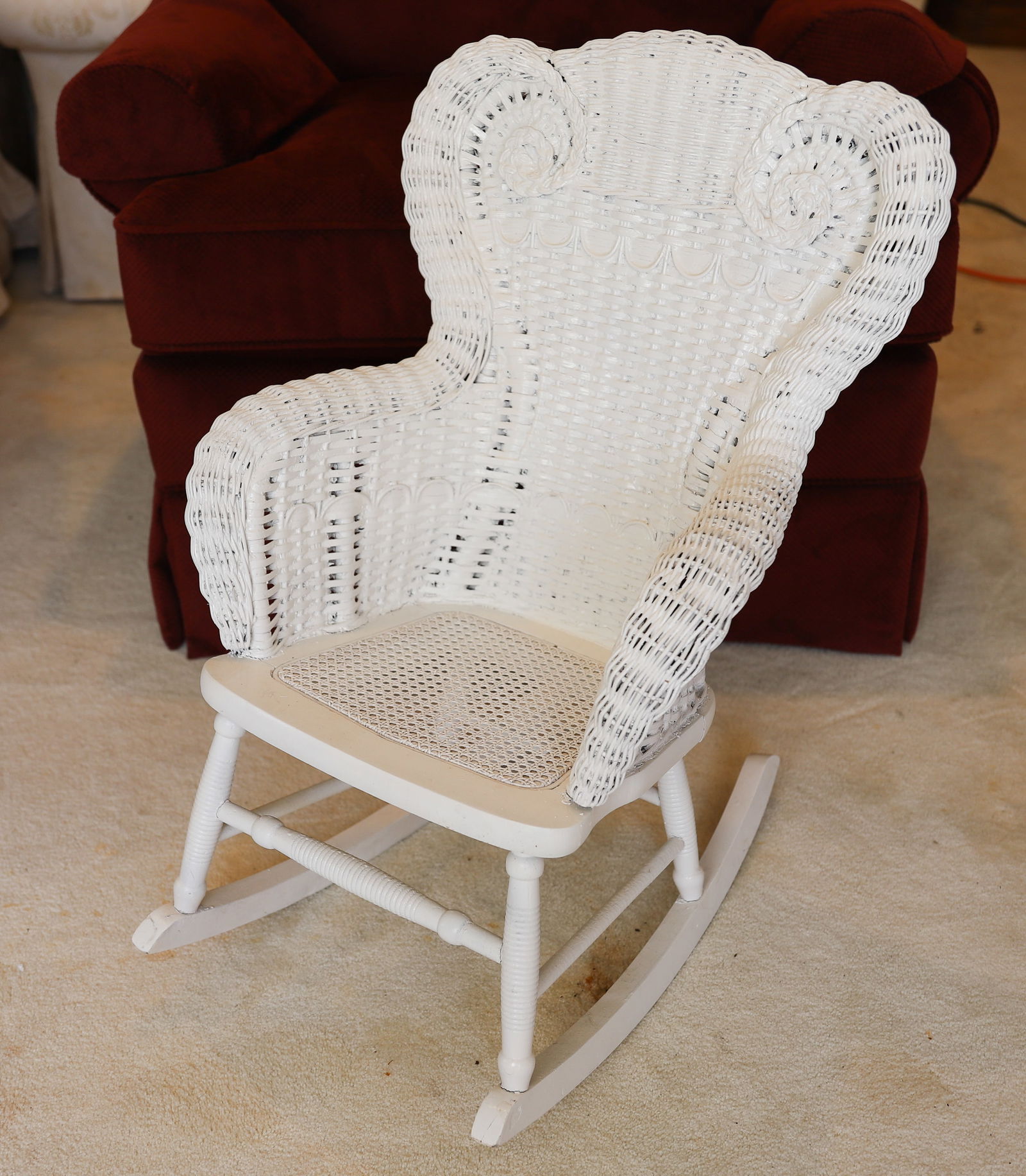 WICKER CHILD'S ROCKER (1 of 3)