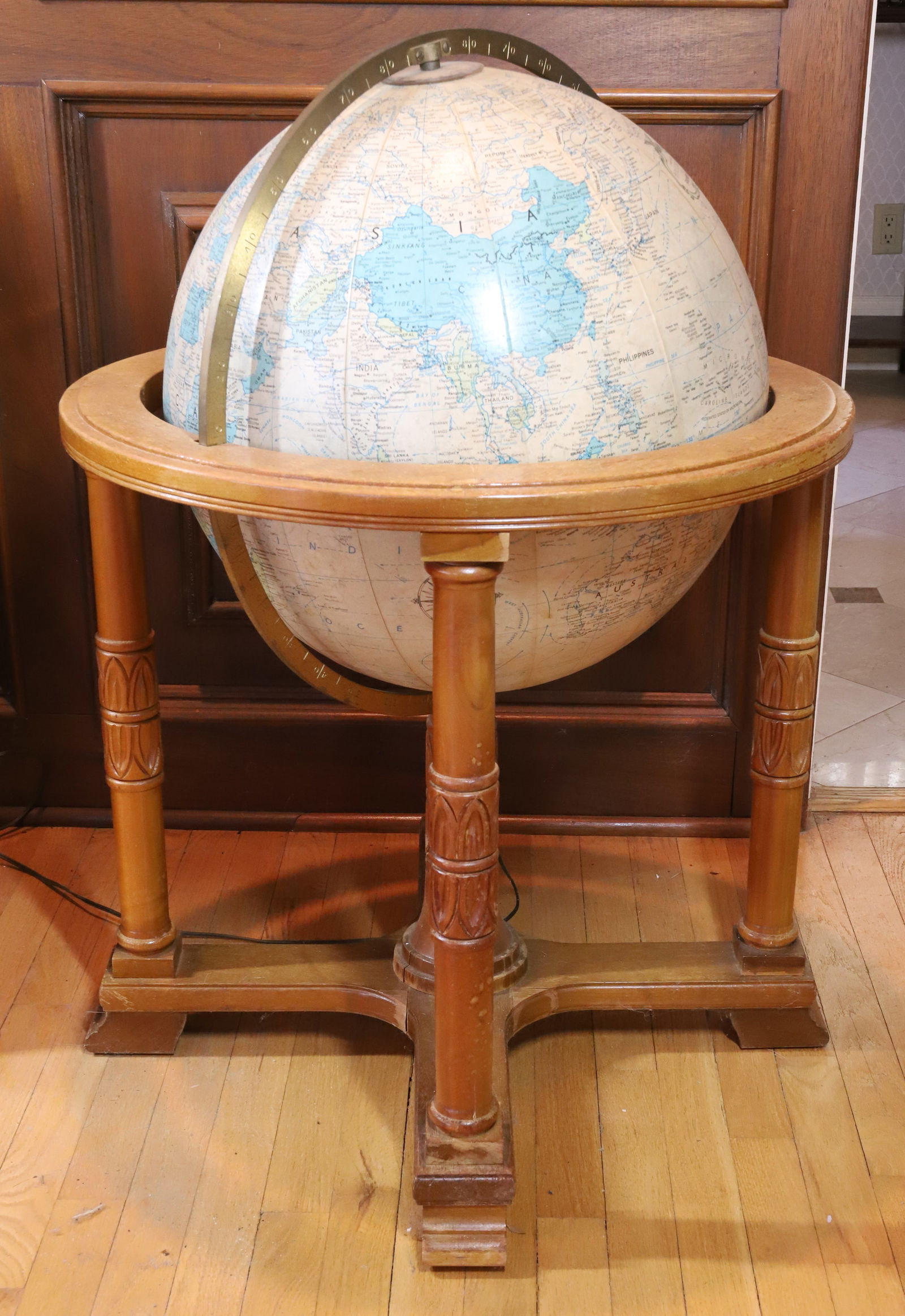 MID CENTURY GLOBE (1 of 4)