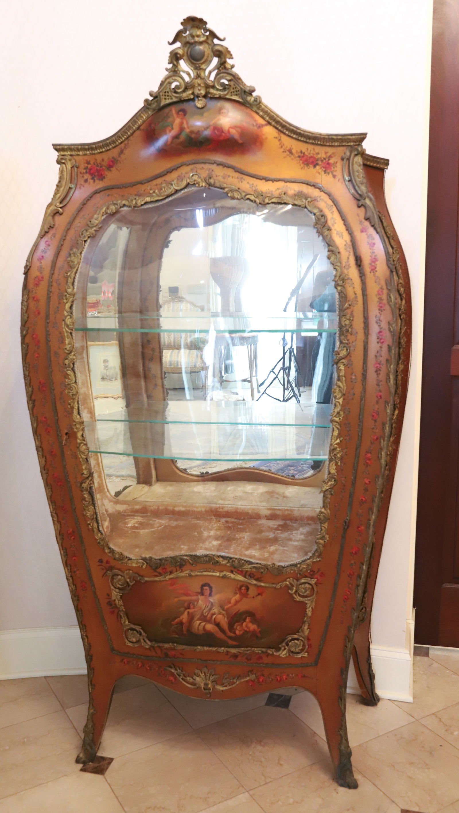 LOUIS XV VITRINE (1 of 7)