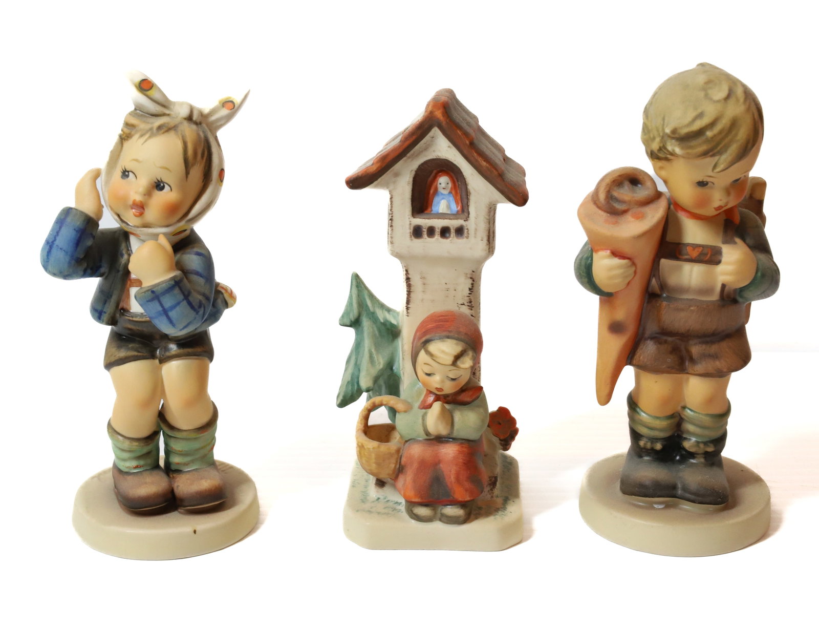 HUMMEL FIGURINES: LITTLE SCHOLAR, BOY W/ TOOTHACHE AND LITTLE TROUBADOUR, 2 W/ TMK-5 AND TMK-3. TALLEST 5 1/2" PLEASE READ CAREFULLY - Terms for Purchasing and Shipping of Auction Items. Please read carefully before bi