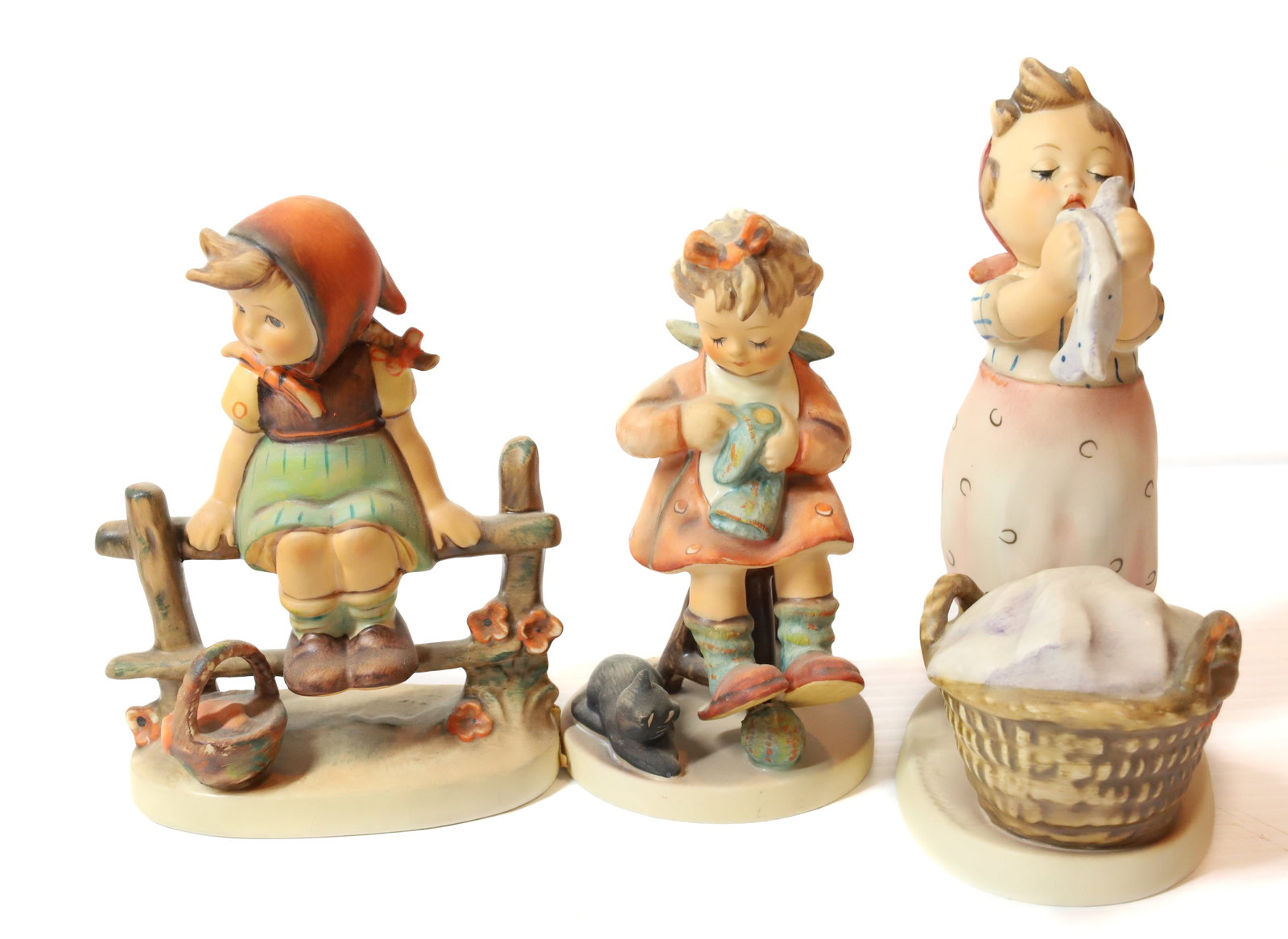 HUMMEL FIGURINE: WASH DAY 5 1/2"H, MOTHER'S LITTLE HELPER AND JUST RESTING. TMK-5 MARKS PLEASE READ CAREFULLY - Terms for Purchasing and Shipping of Auction Items. Please read carefully before bidding. All payments fo