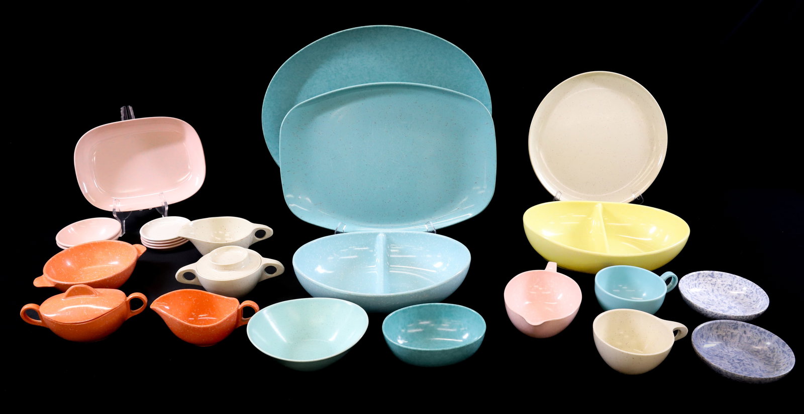 (24) PIECES OF SPECKLED MELMAC DISHES (1 of 7)