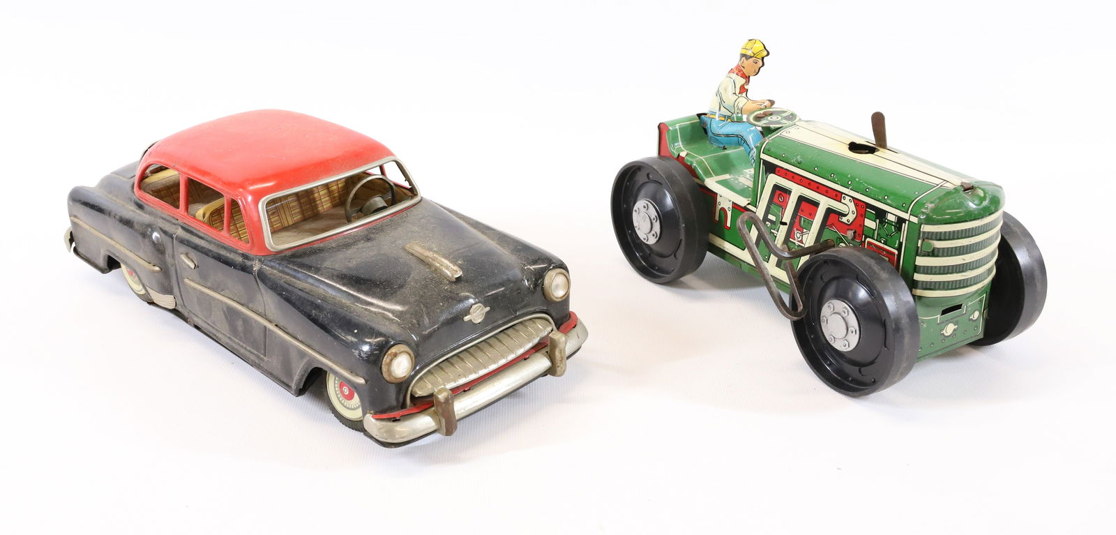 JAPANESE TIN LITHO SEDAN AND MARX TRACTOR (1 of 4)