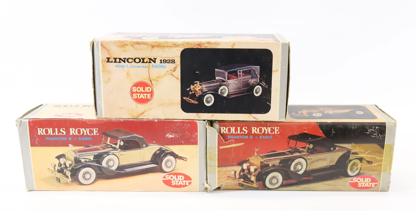 (3) SOLID STATE CAR SHAPED RADIOS (1 of 2)